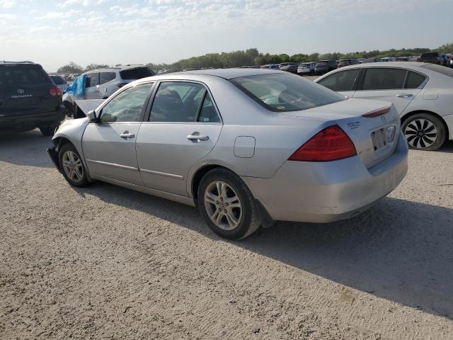 Photo 1 VIN: 1HGCM563X7A120054 - HONDA ACCORD SE 