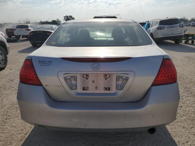 Photo 5 VIN: 1HGCM563X7A120054 - HONDA ACCORD SE 