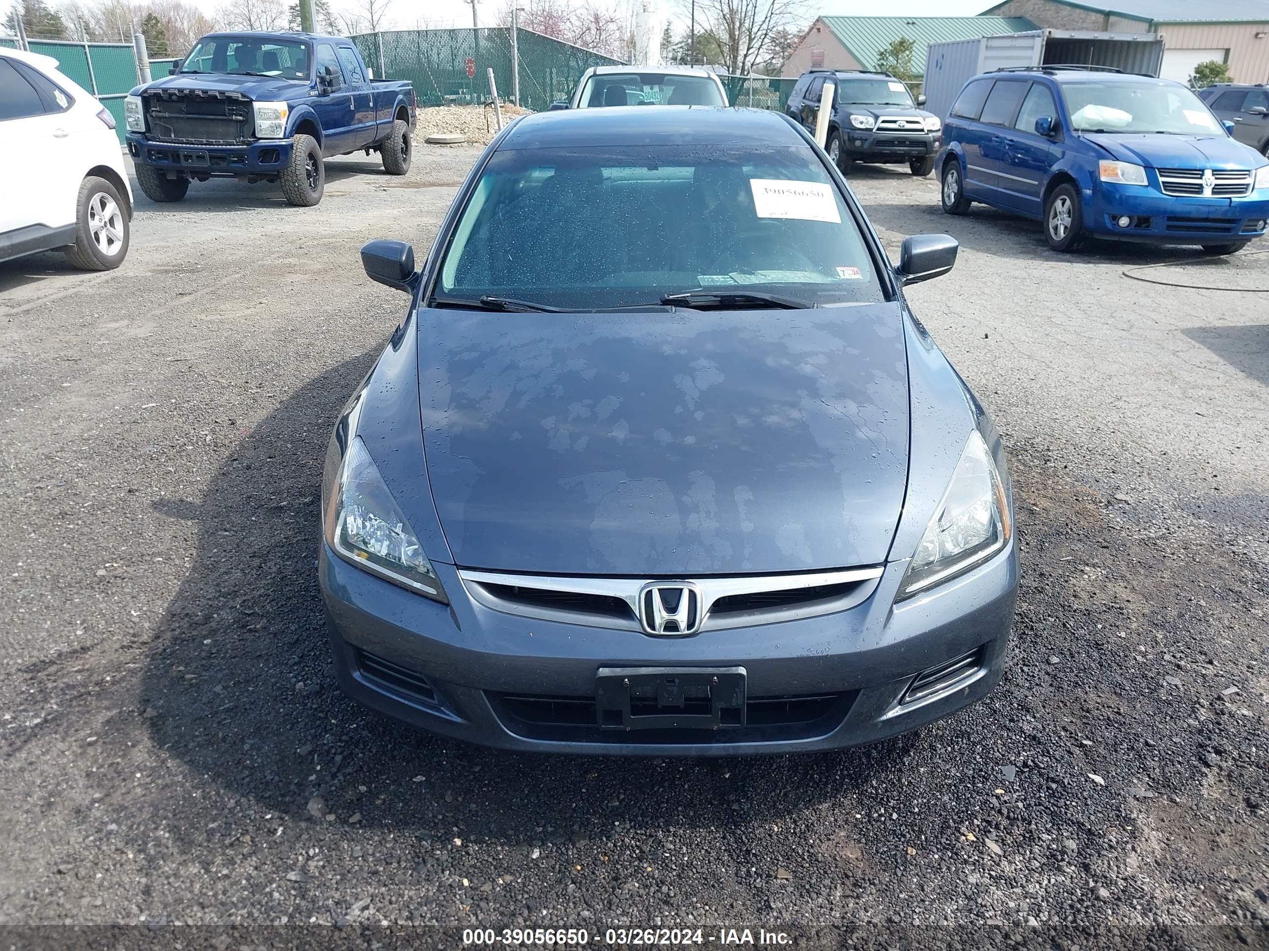 Photo 11 VIN: 1HGCM563X7A124010 - HONDA ACCORD 