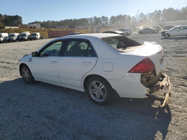 Photo 1 VIN: 1HGCM563X7A137145 - HONDA ACCORD 