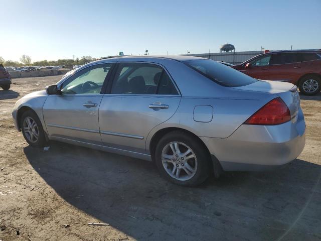 Photo 1 VIN: 1HGCM563X7A137436 - HONDA ACCORD SE 