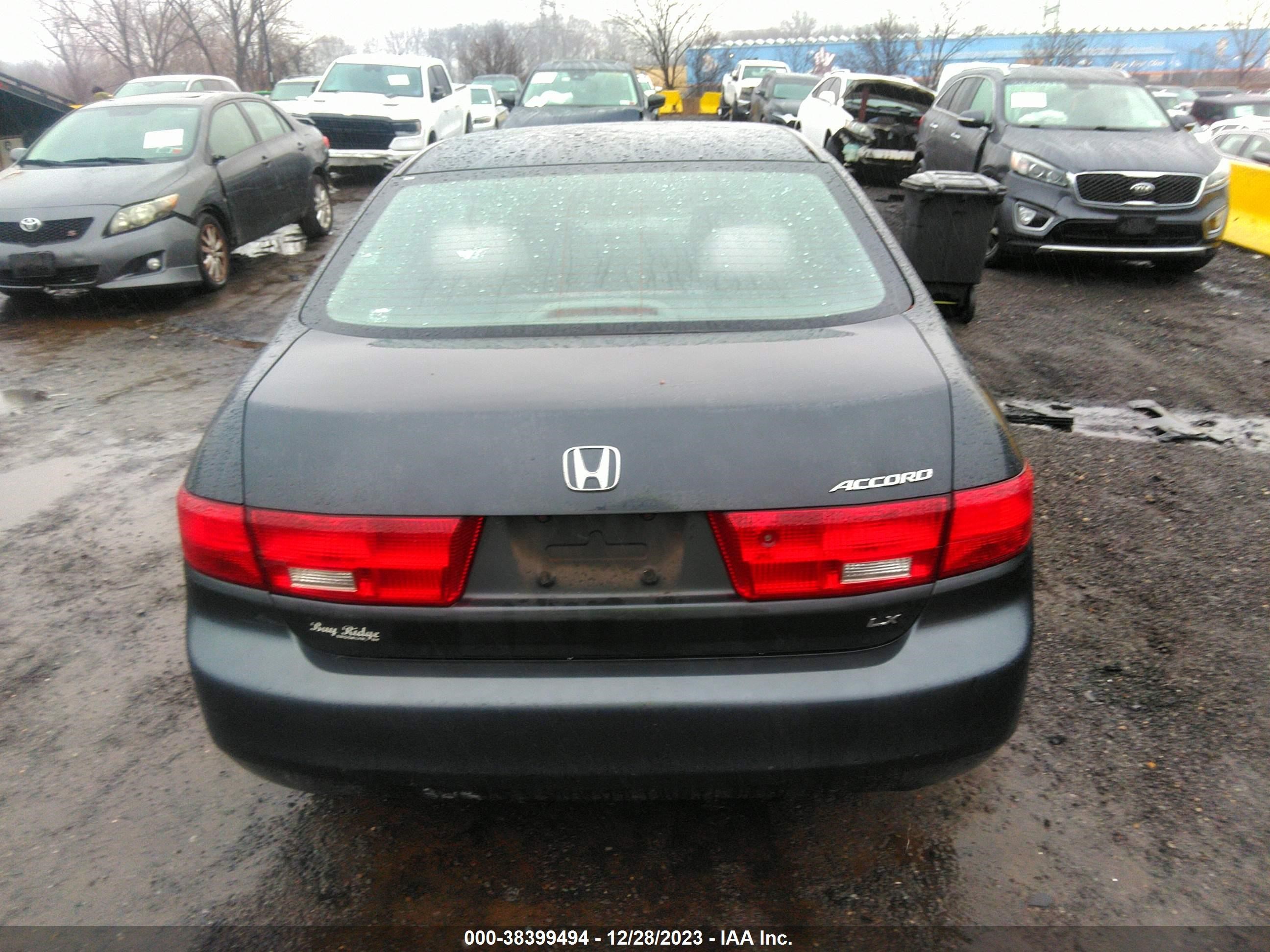 Photo 15 VIN: 1HGCM56415A161775 - HONDA ACCORD 