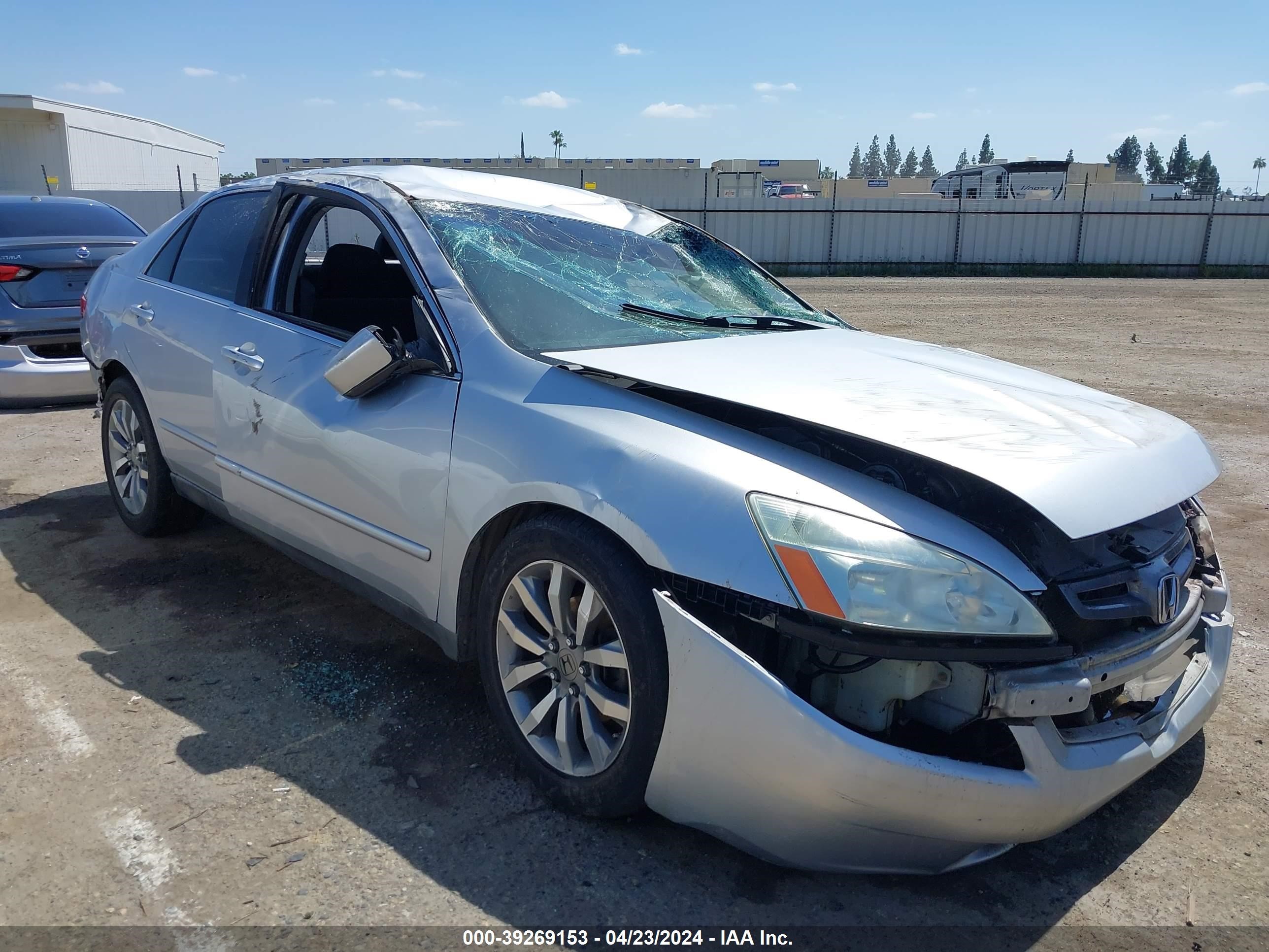 Photo 0 VIN: 1HGCM56415A182559 - HONDA ACCORD 