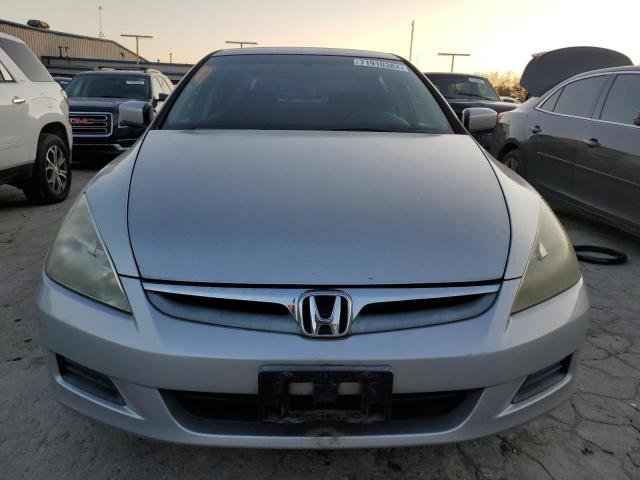 Photo 4 VIN: 1HGCM56416A077201 - HONDA ACCORD LX 