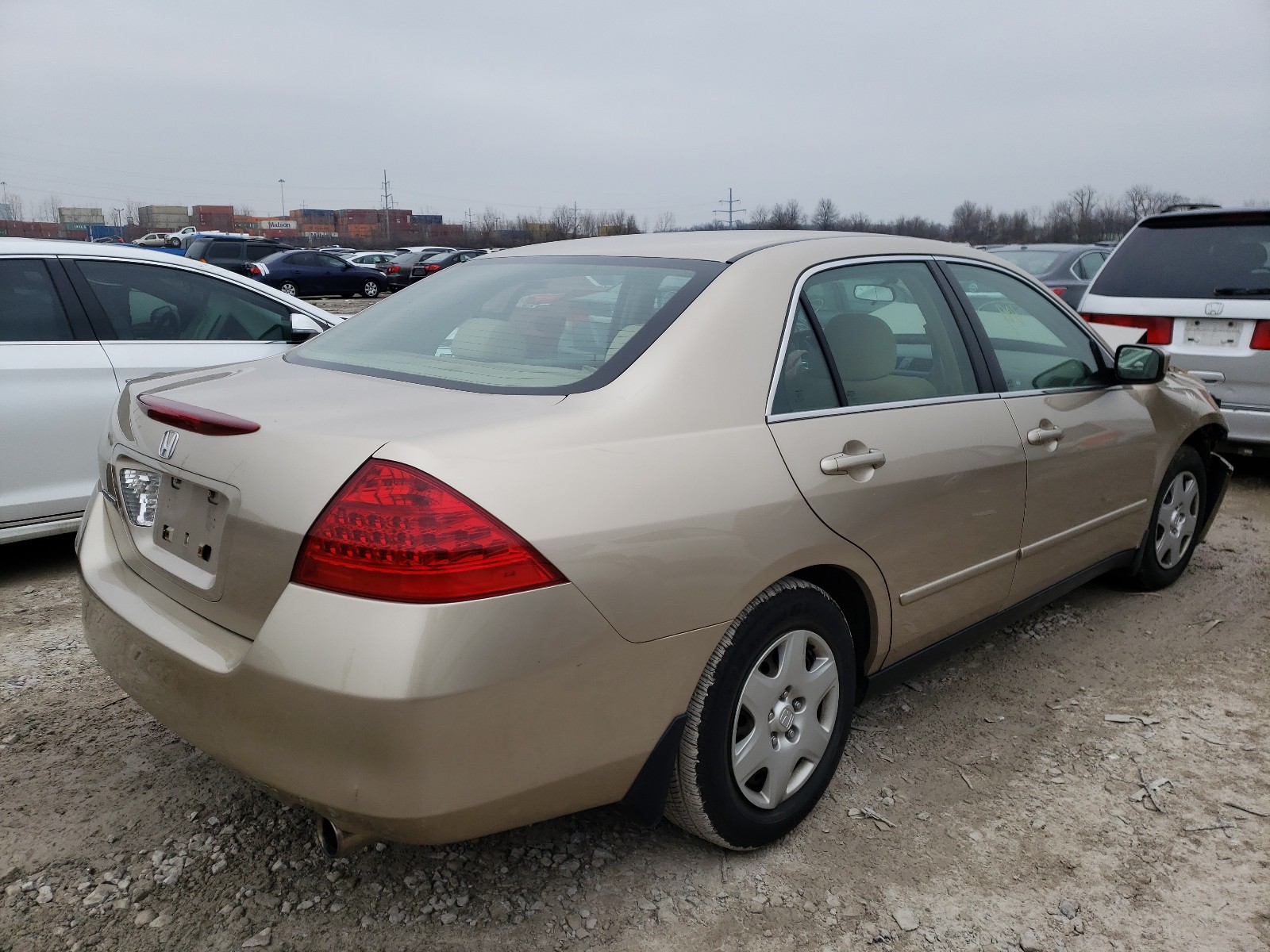 Photo 3 VIN: 1HGCM56417A002919 - HONDA ACCORD LX 