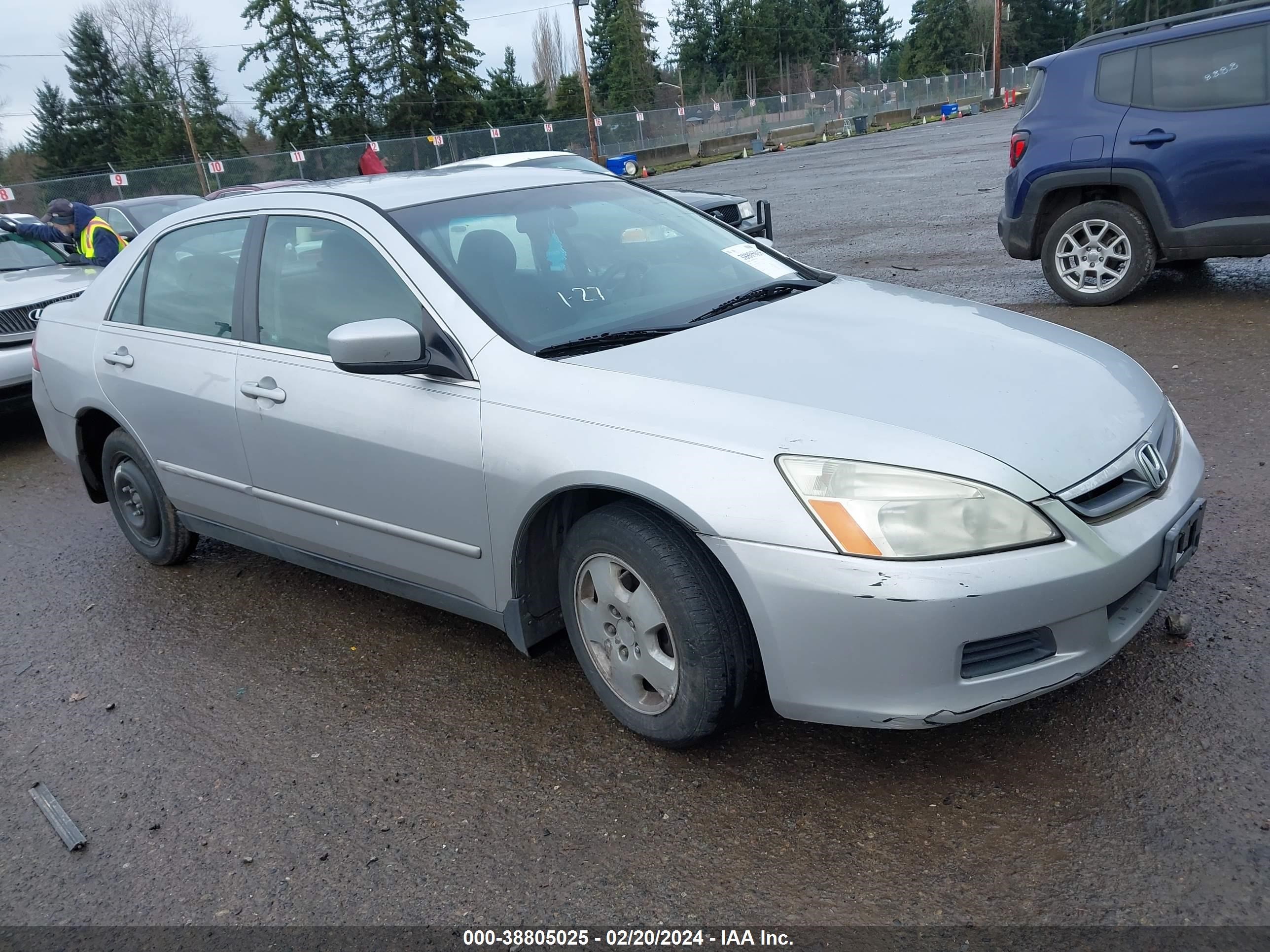 Photo 0 VIN: 1HGCM56417A039355 - HONDA ACCORD 