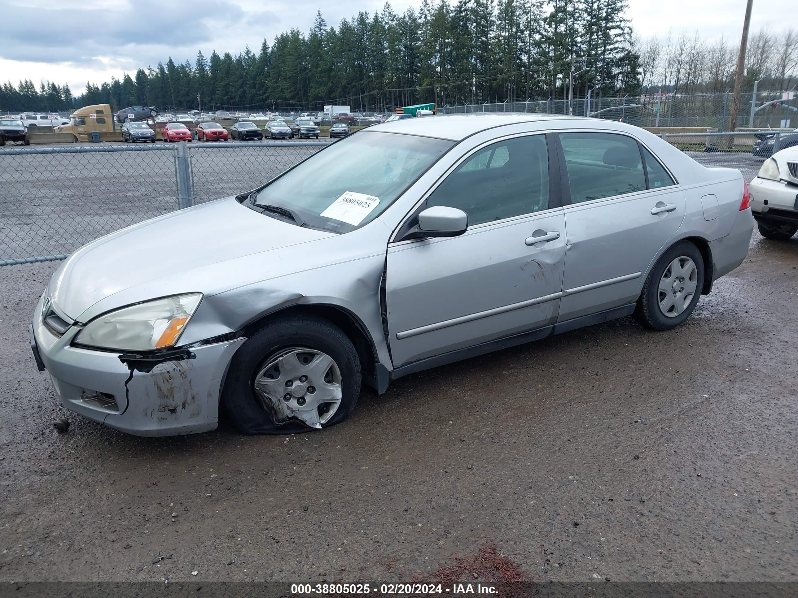 Photo 1 VIN: 1HGCM56417A039355 - HONDA ACCORD 