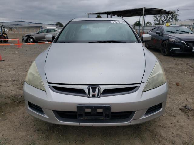 Photo 4 VIN: 1HGCM56417A047858 - HONDA ACCORD 