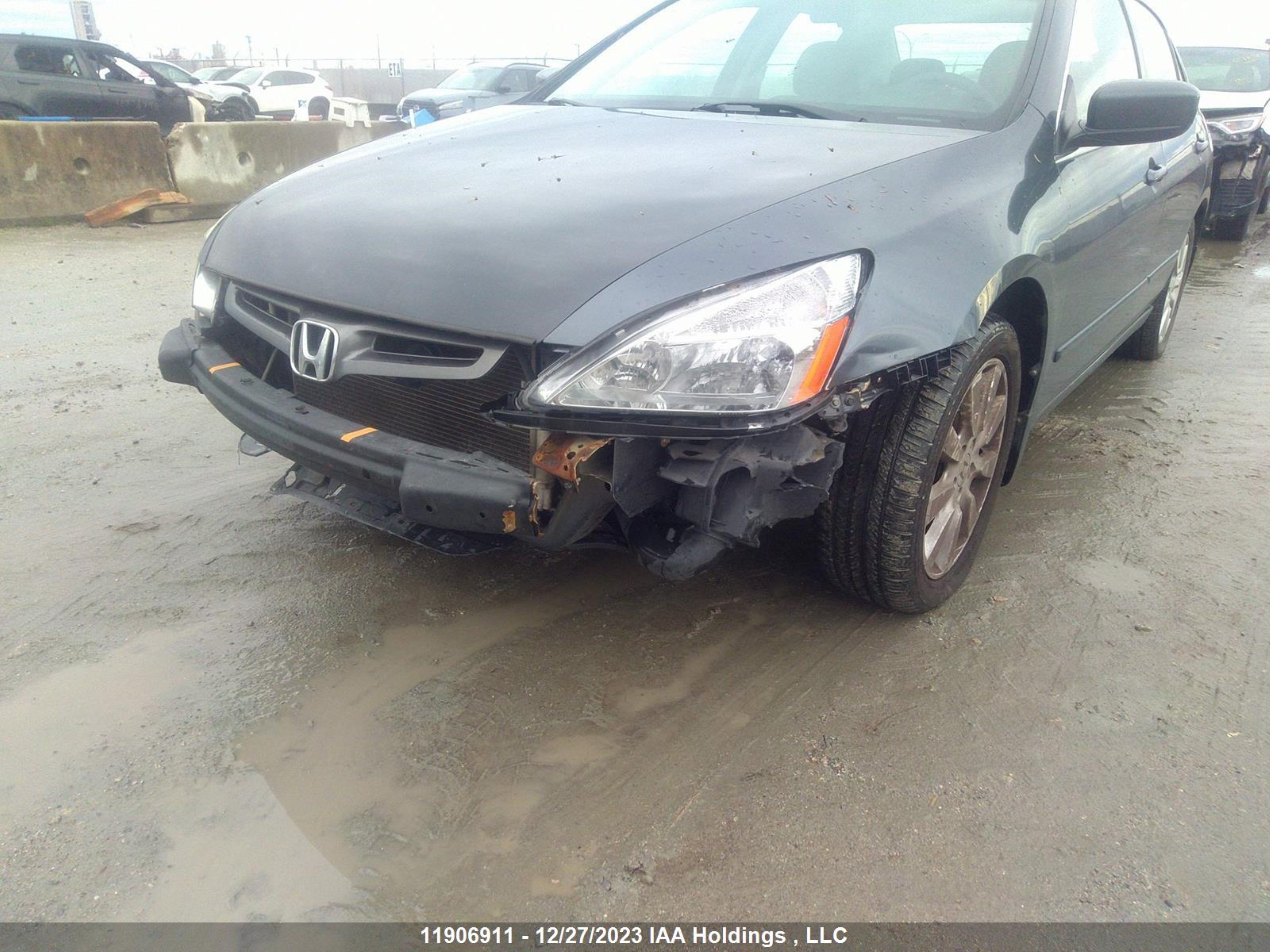 Photo 5 VIN: 1HGCM56423A819276 - HONDA ACCORD 