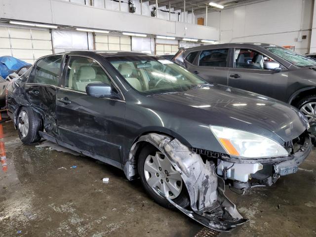 Photo 3 VIN: 1HGCM56424A158110 - HONDA ACCORD LX 