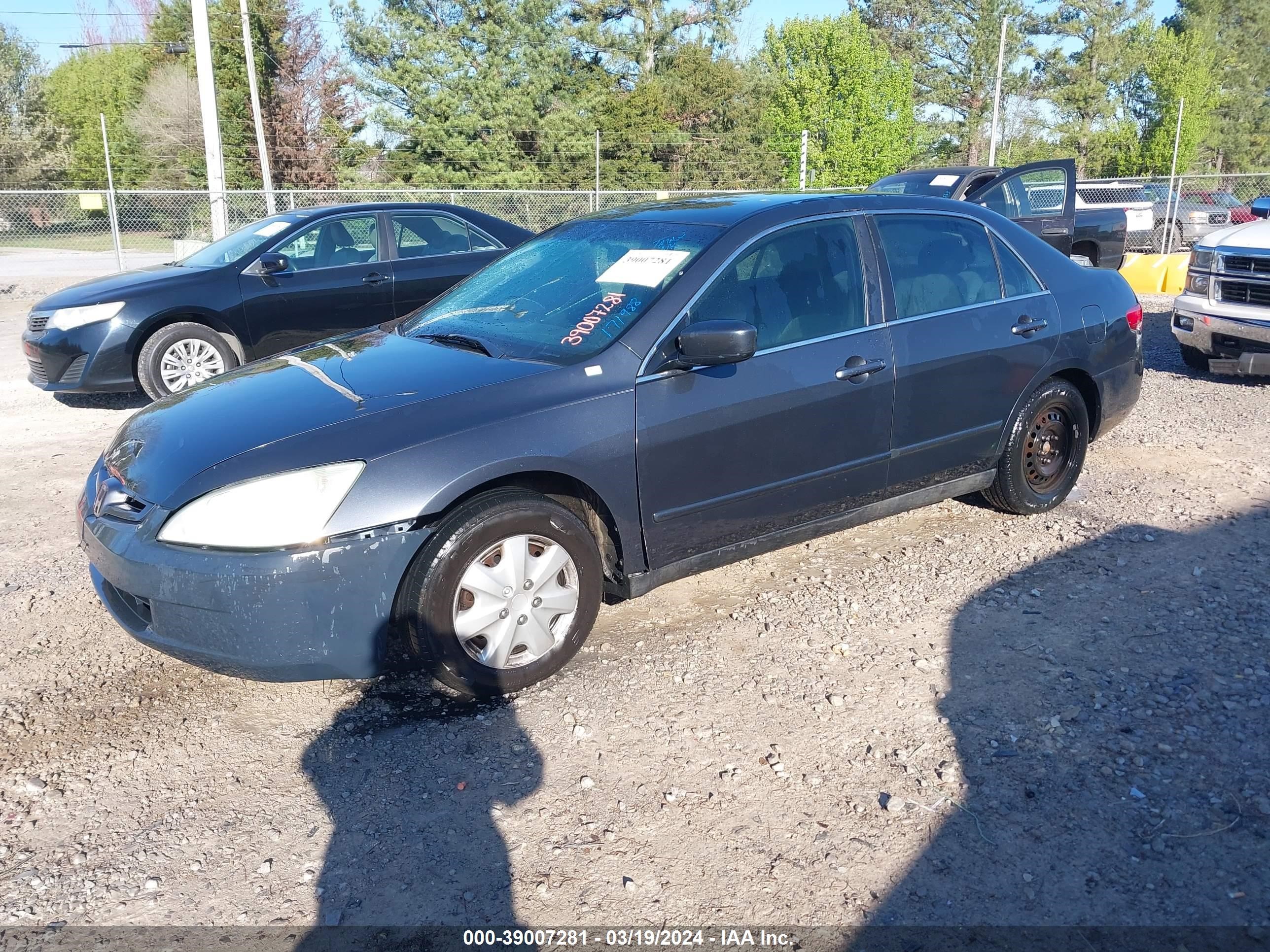 Photo 1 VIN: 1HGCM56425A171988 - HONDA ACCORD 