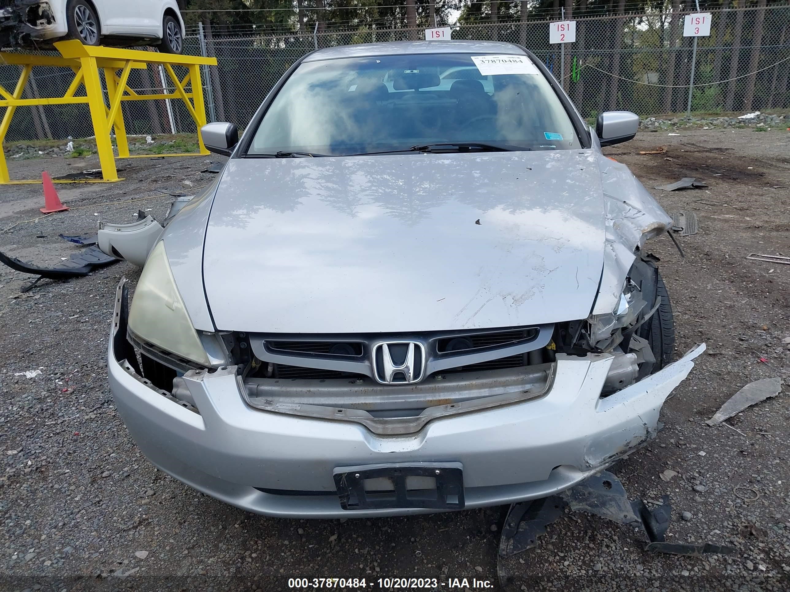 Photo 10 VIN: 1HGCM56425L000470 - HONDA ACCORD 