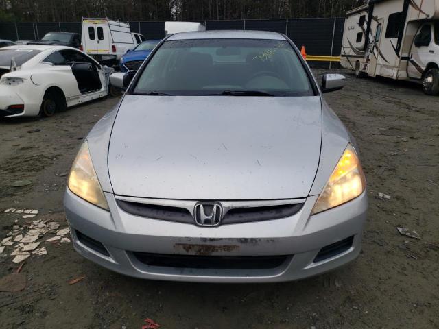 Photo 4 VIN: 1HGCM56427A158192 - HONDA ACCORD LX 