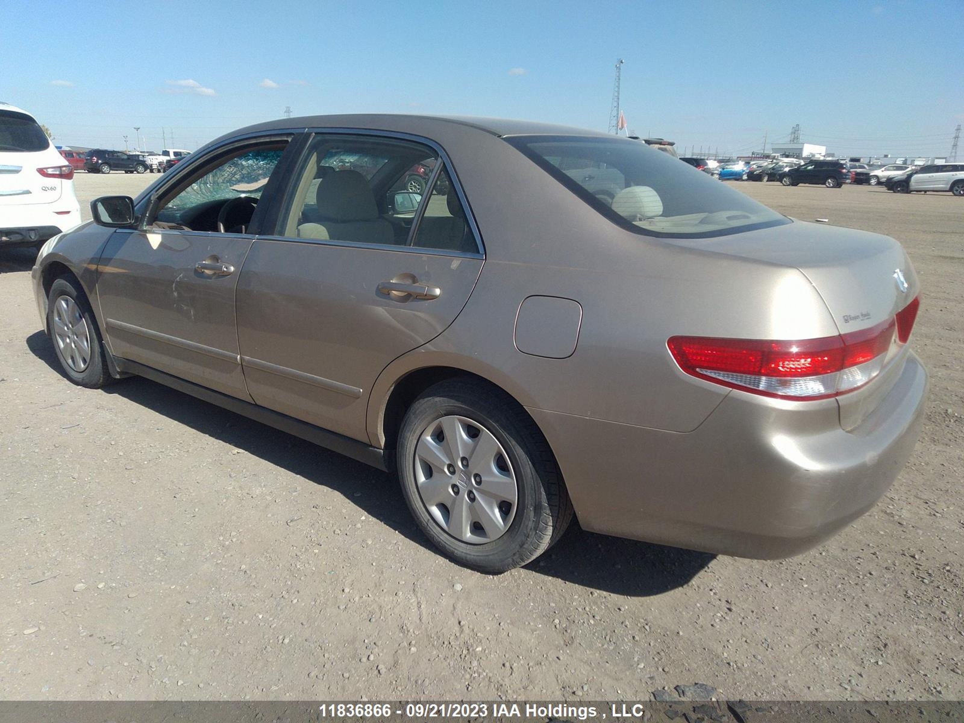 Photo 2 VIN: 1HGCM56433A804091 - HONDA ACCORD 