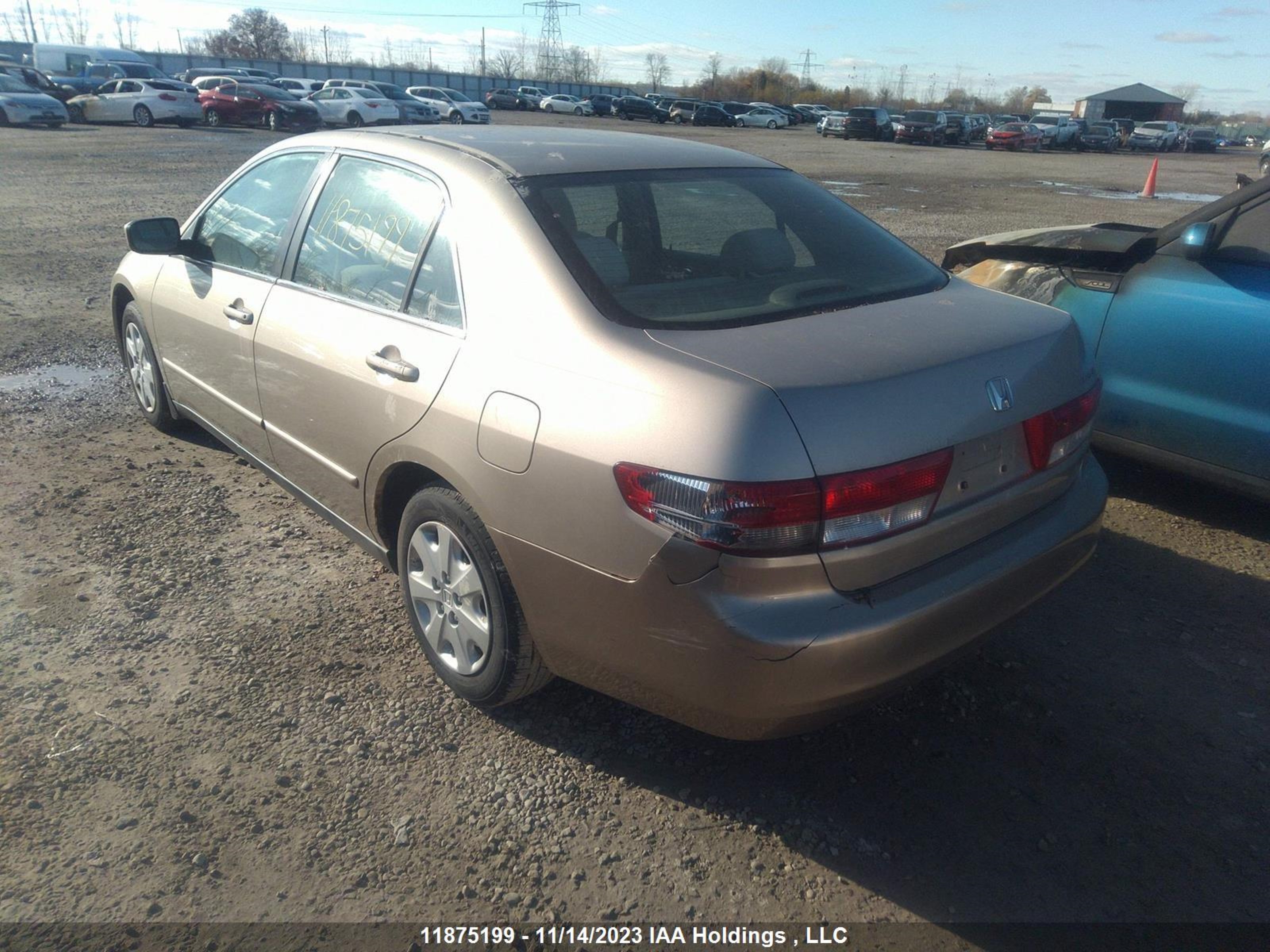 Photo 2 VIN: 1HGCM56433A808061 - HONDA ACCORD 