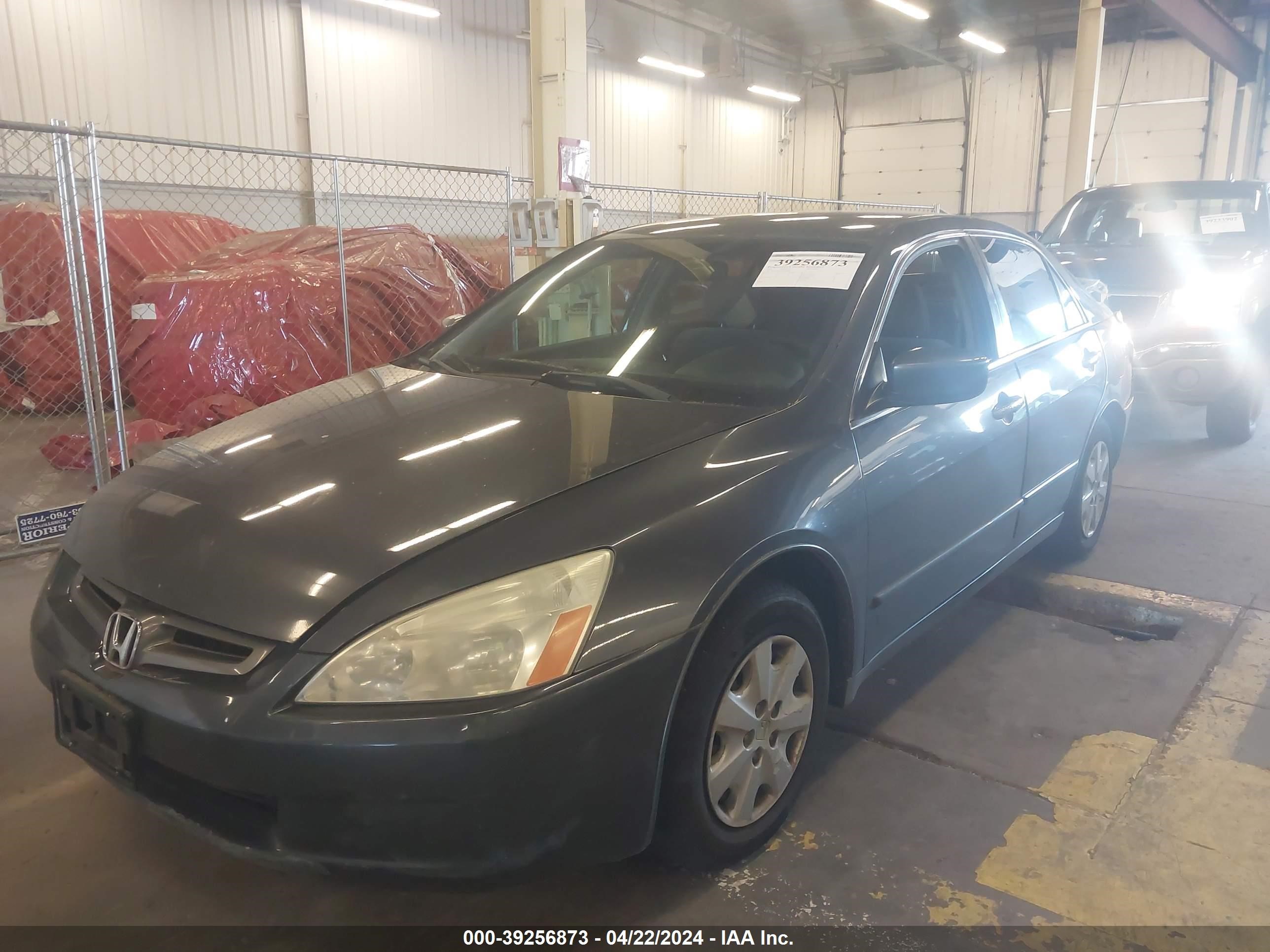 Photo 1 VIN: 1HGCM56434A068609 - HONDA ACCORD 