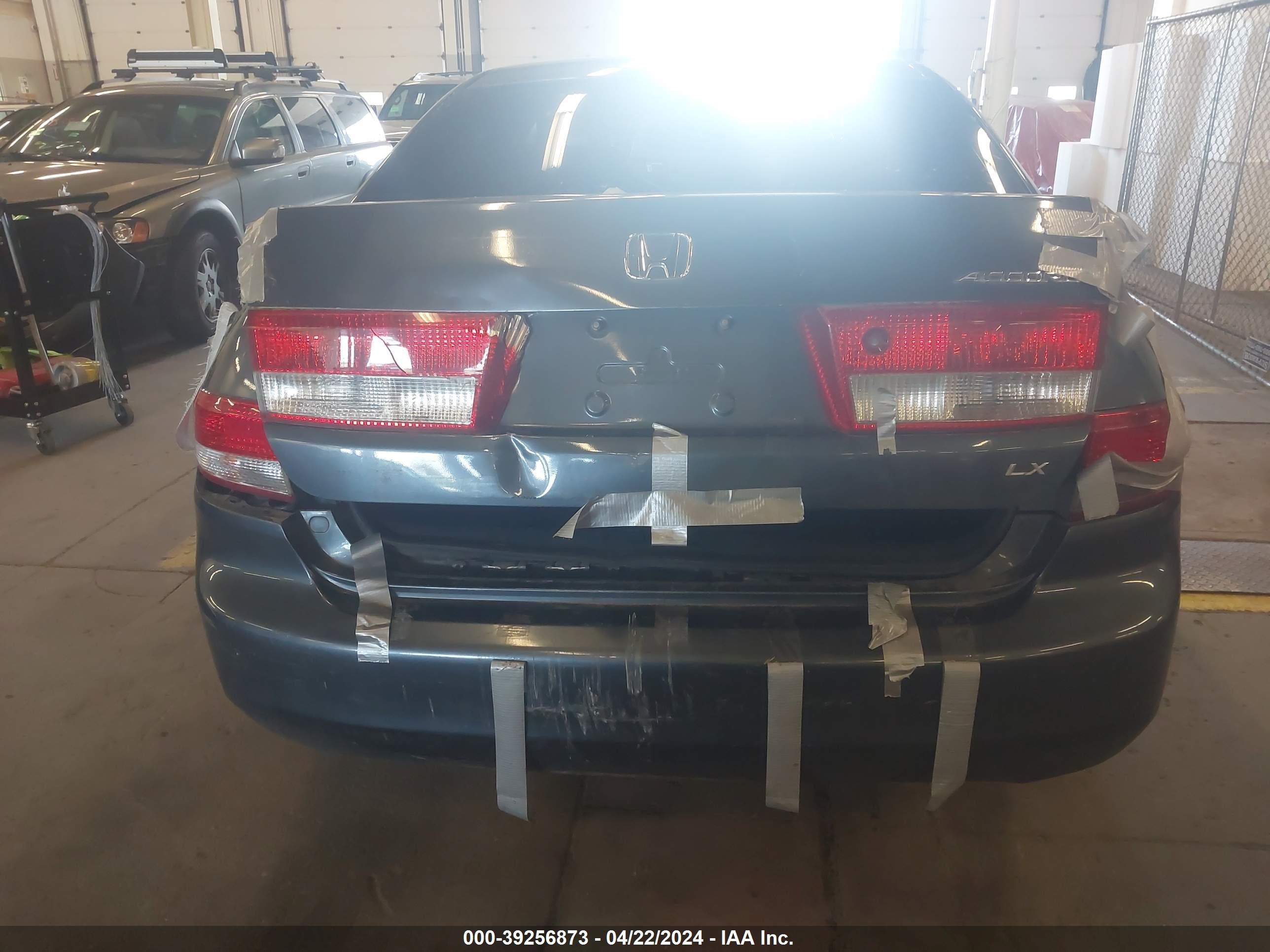 Photo 14 VIN: 1HGCM56434A068609 - HONDA ACCORD 