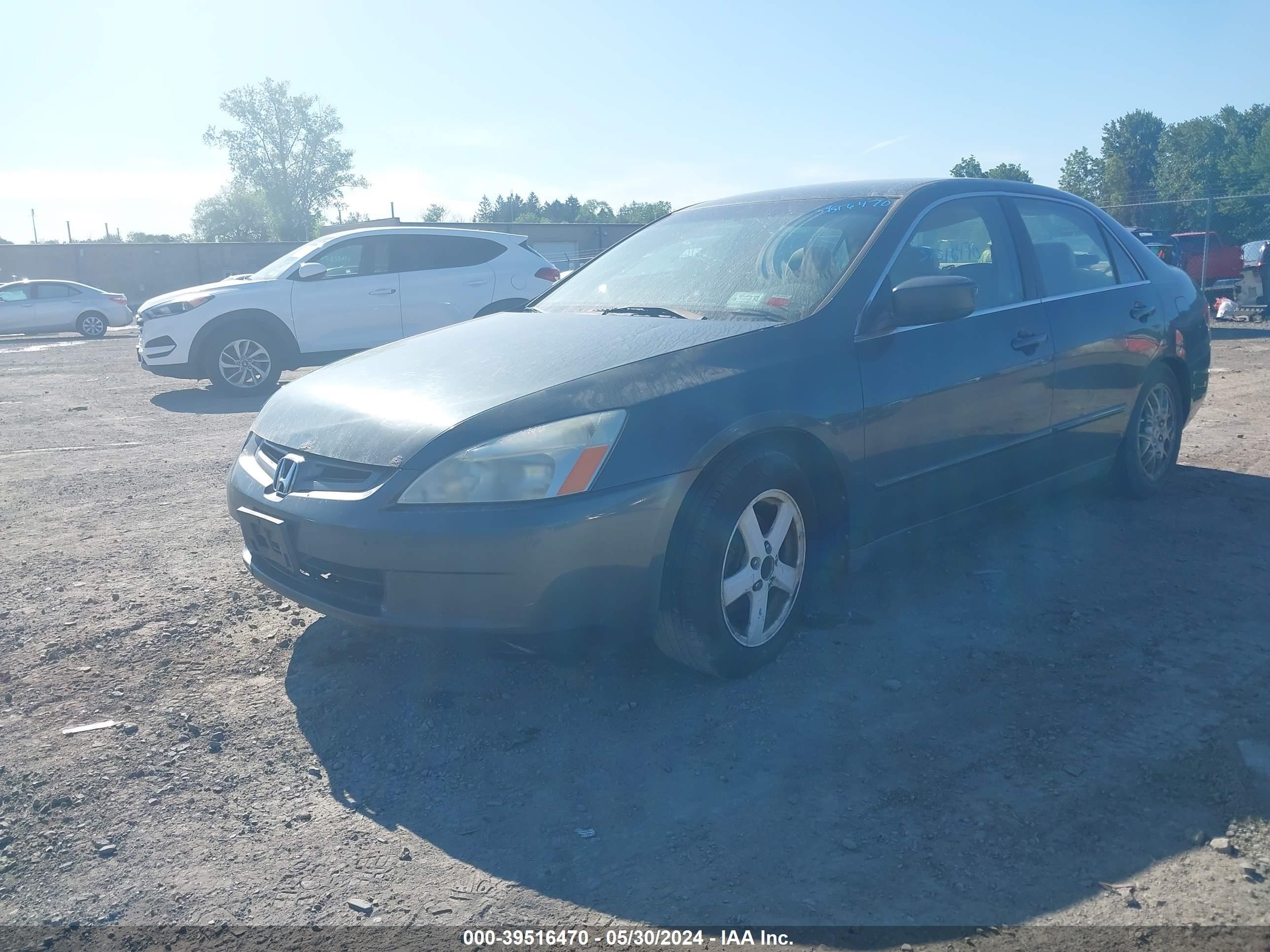 Photo 1 VIN: 1HGCM56435A009738 - HONDA ACCORD 