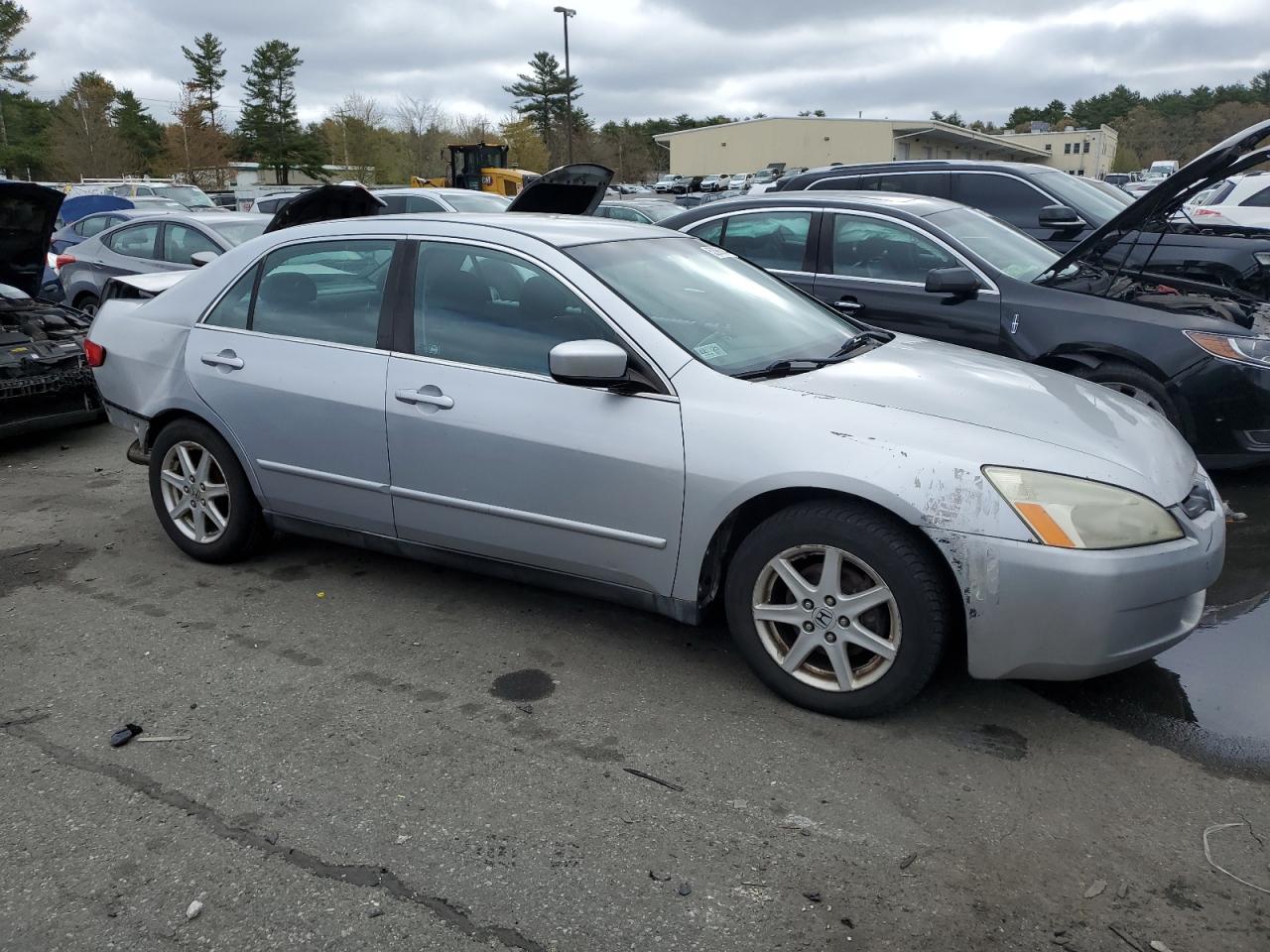 Photo 3 VIN: 1HGCM56435A049169 - HONDA ACCORD 