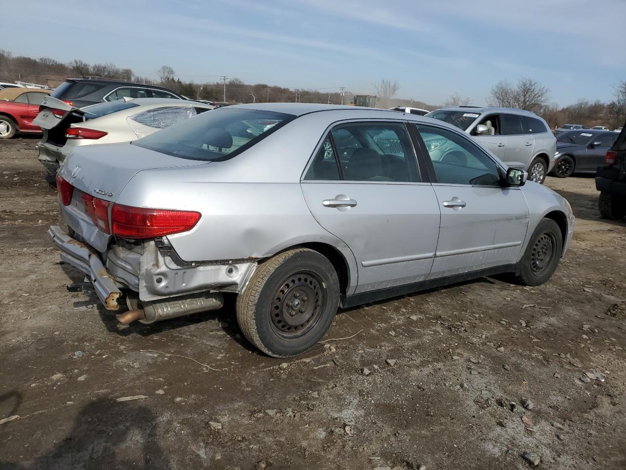 Photo 2 VIN: 1HGCM56445A041680 - HONDA ACCORD 