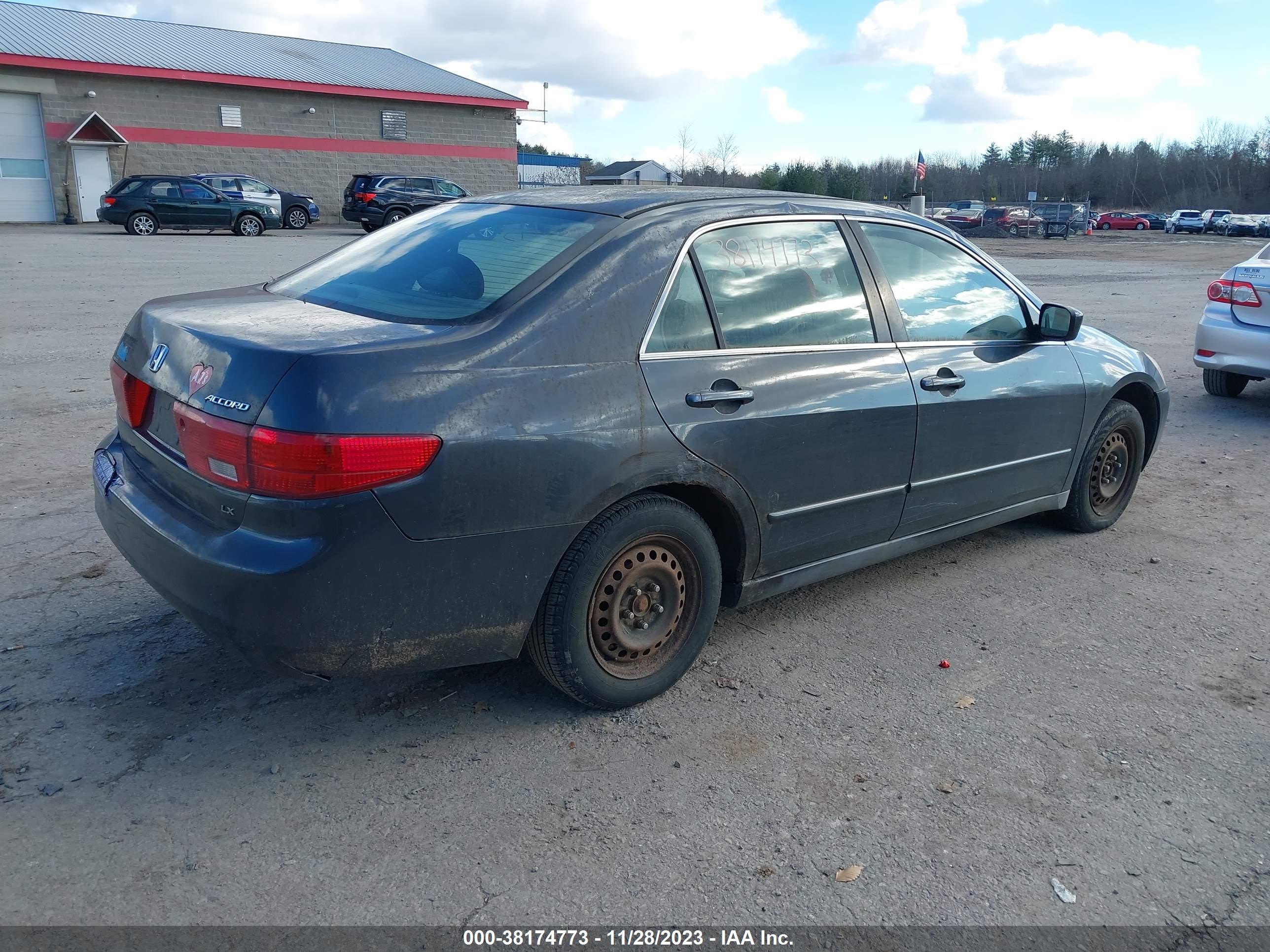 Photo 3 VIN: 1HGCM56445A125790 - HONDA ACCORD 