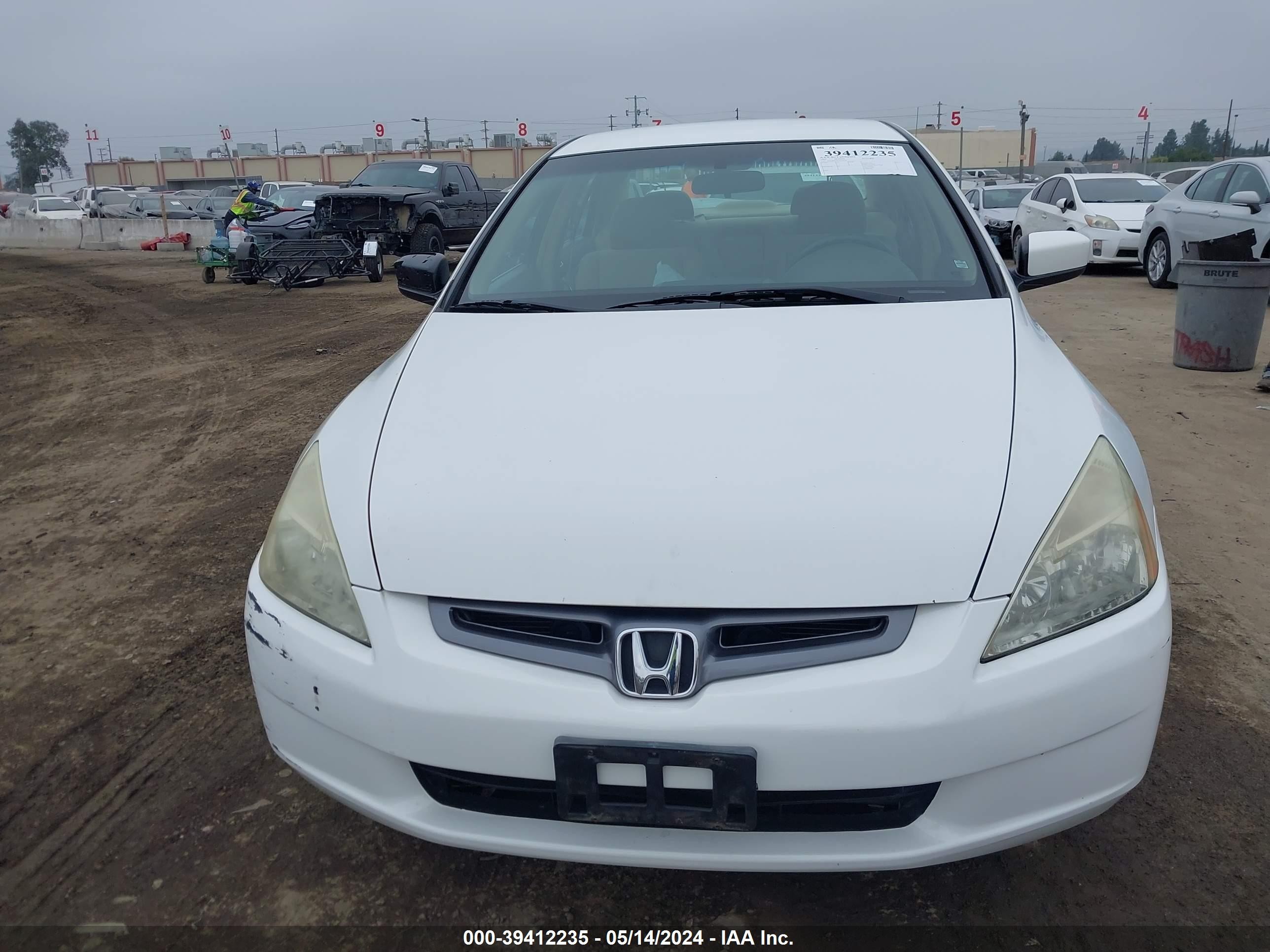 Photo 5 VIN: 1HGCM56445A152679 - HONDA ACCORD 