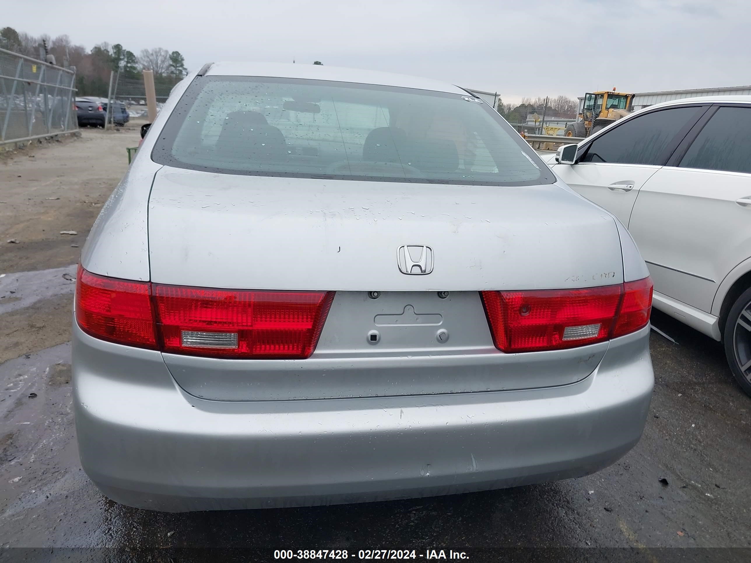 Photo 15 VIN: 1HGCM56445L002754 - HONDA ACCORD 