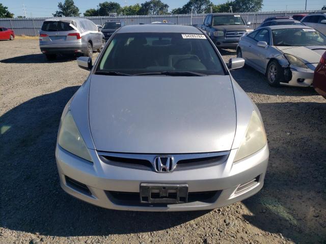 Photo 4 VIN: 1HGCM56446A134619 - HONDA ACCORD 