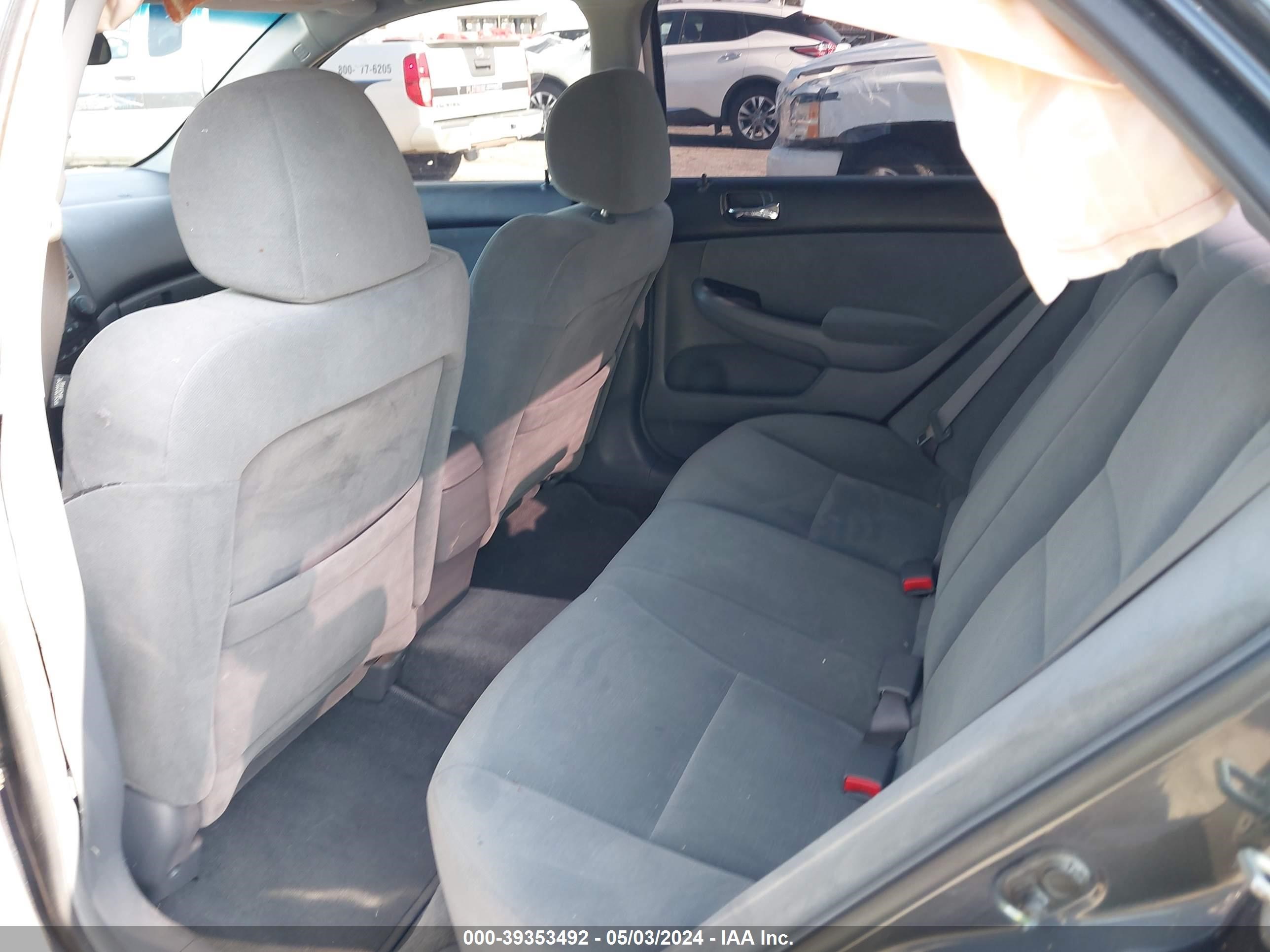 Photo 7 VIN: 1HGCM56446A179818 - HONDA ACCORD 