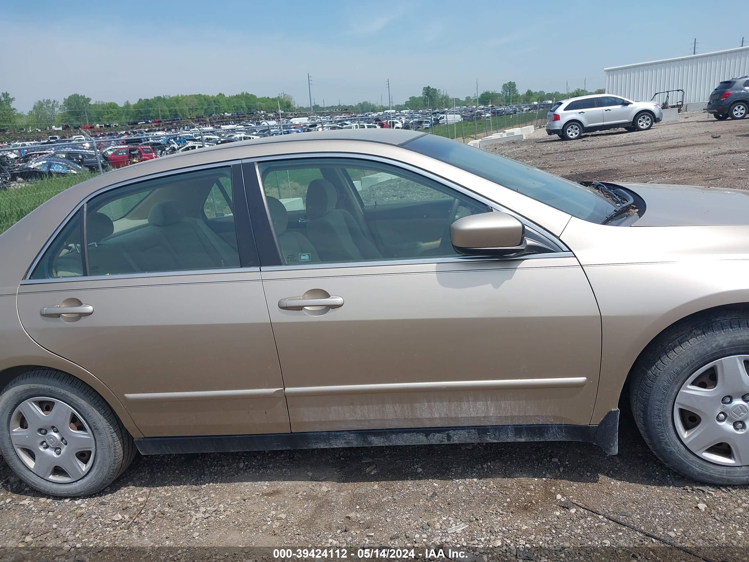 Photo 12 VIN: 1HGCM56447A060765 - HONDA ACCORD 