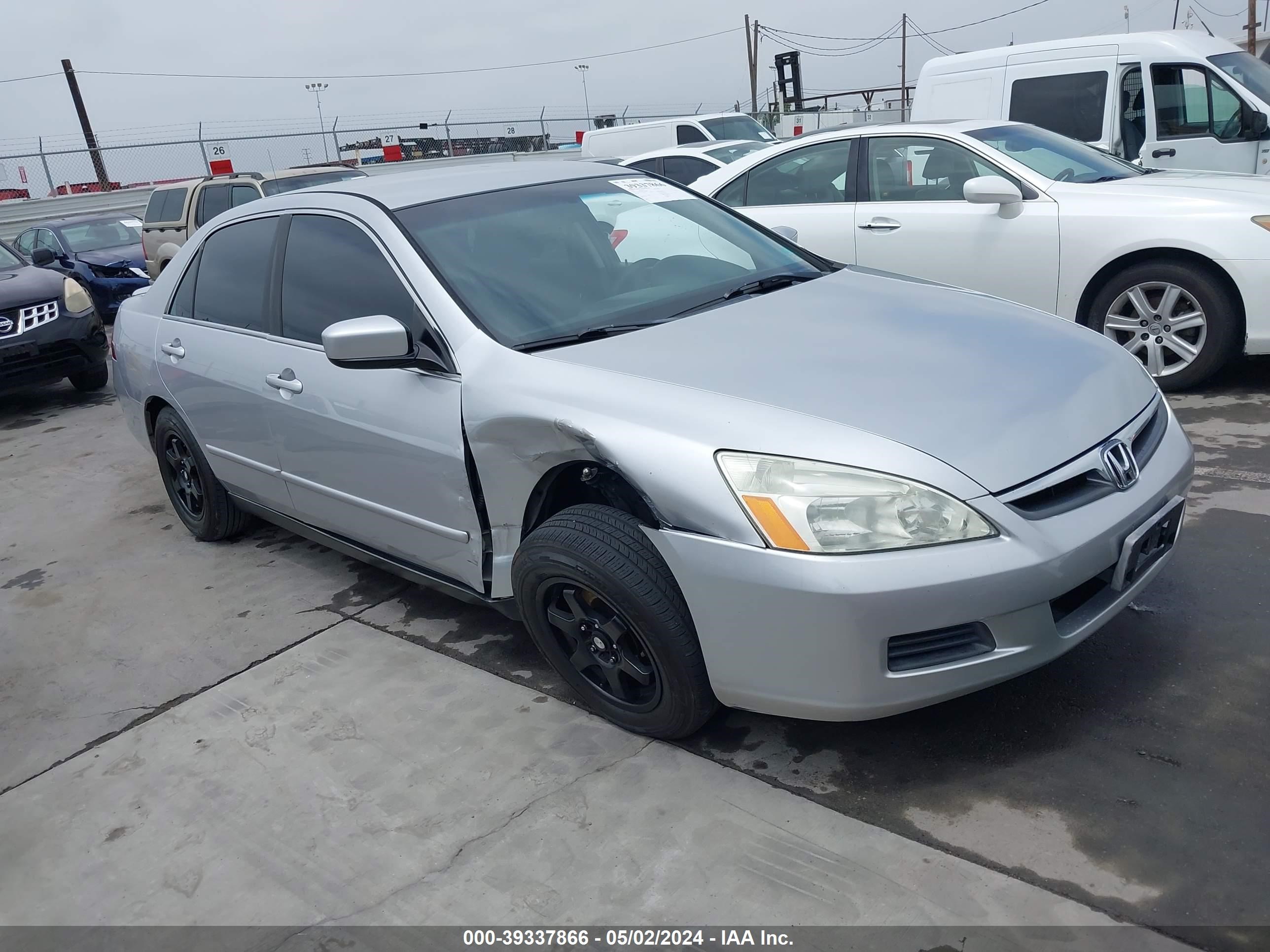 Photo 0 VIN: 1HGCM56447A100004 - HONDA ACCORD 