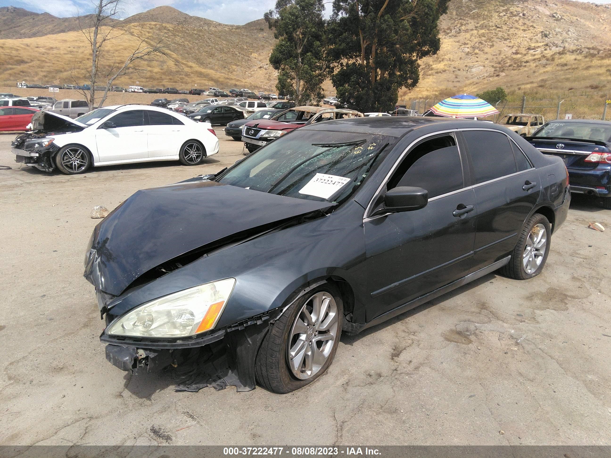 Photo 1 VIN: 1HGCM56447A122827 - HONDA ACCORD 