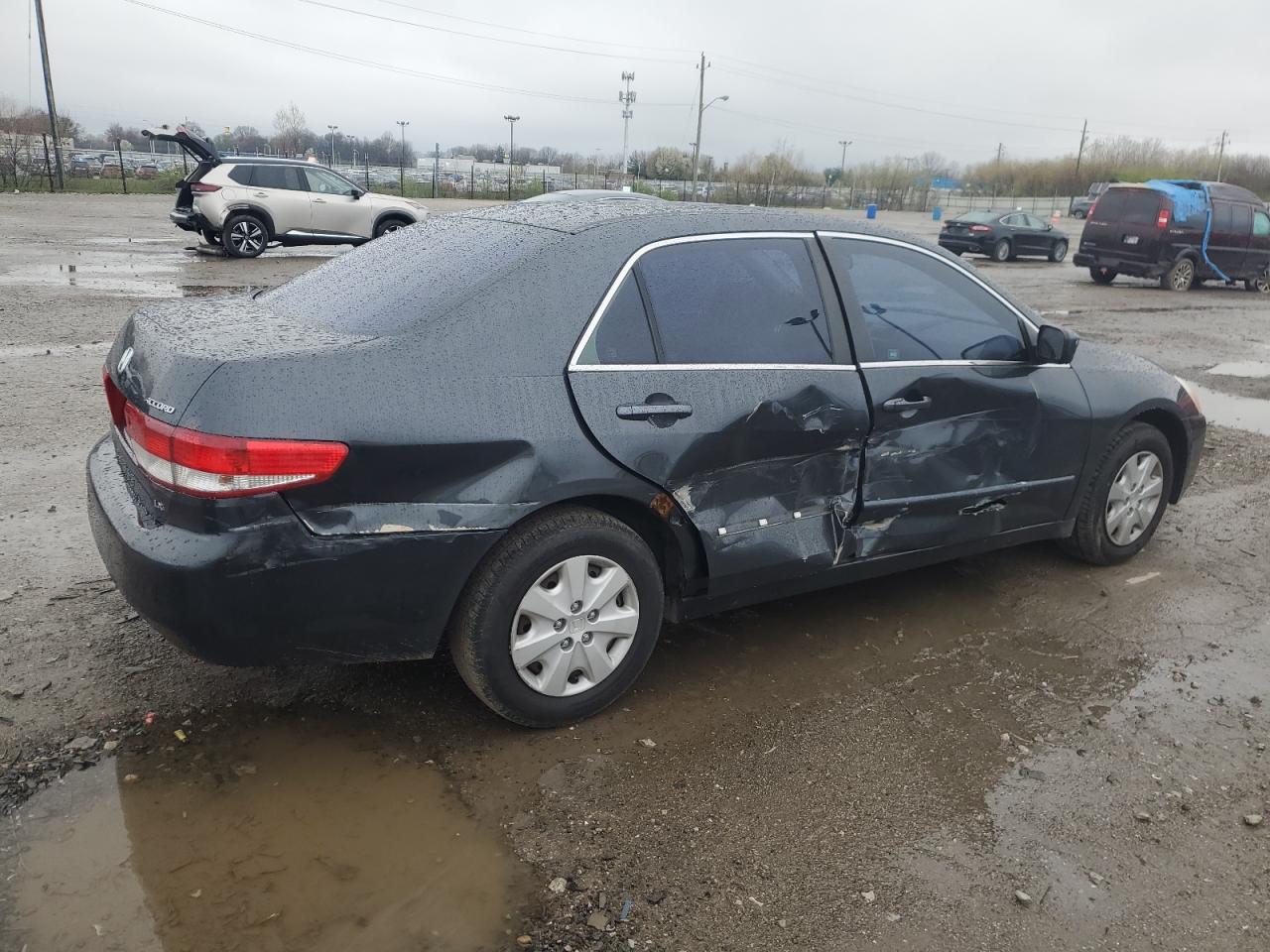 Photo 2 VIN: 1HGCM56454A156965 - HONDA ACCORD 