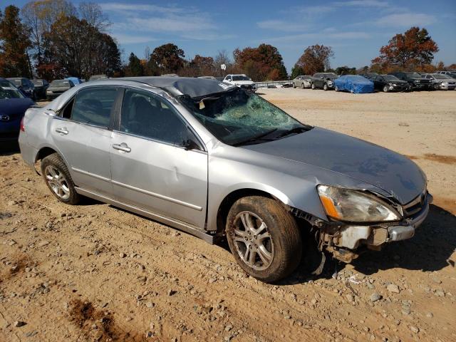 Photo 3 VIN: 1HGCM56457A169333 - HONDA ACCORD 