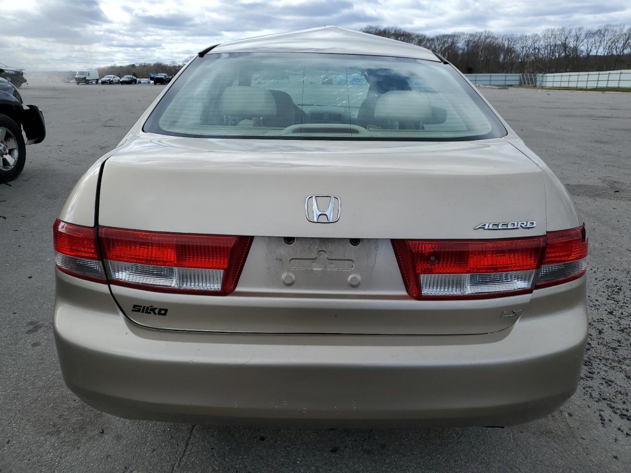 Photo 5 VIN: 1HGCM56464A154156 - HONDA ACCORD 