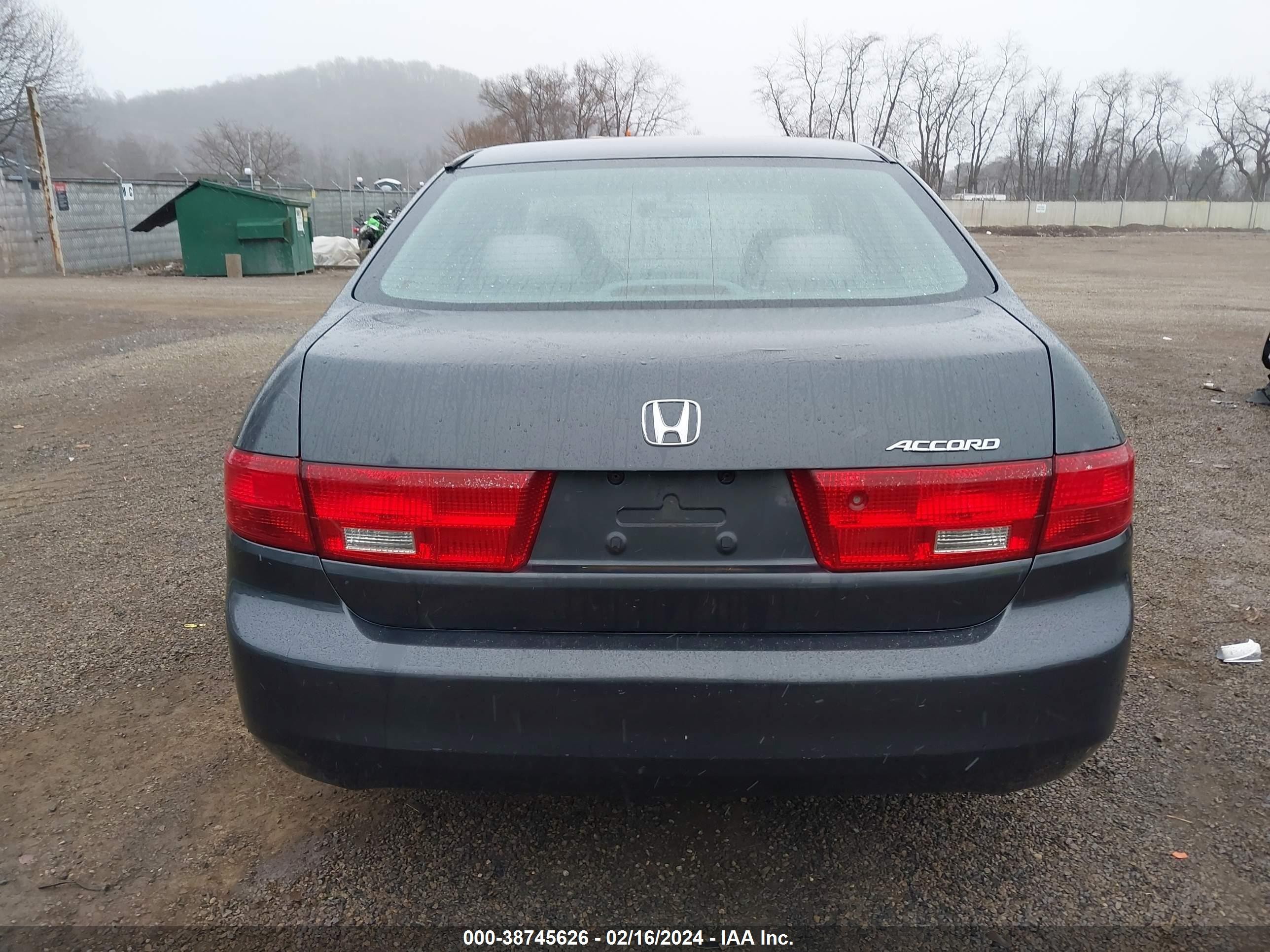 Photo 15 VIN: 1HGCM56465A000824 - HONDA ACCORD 