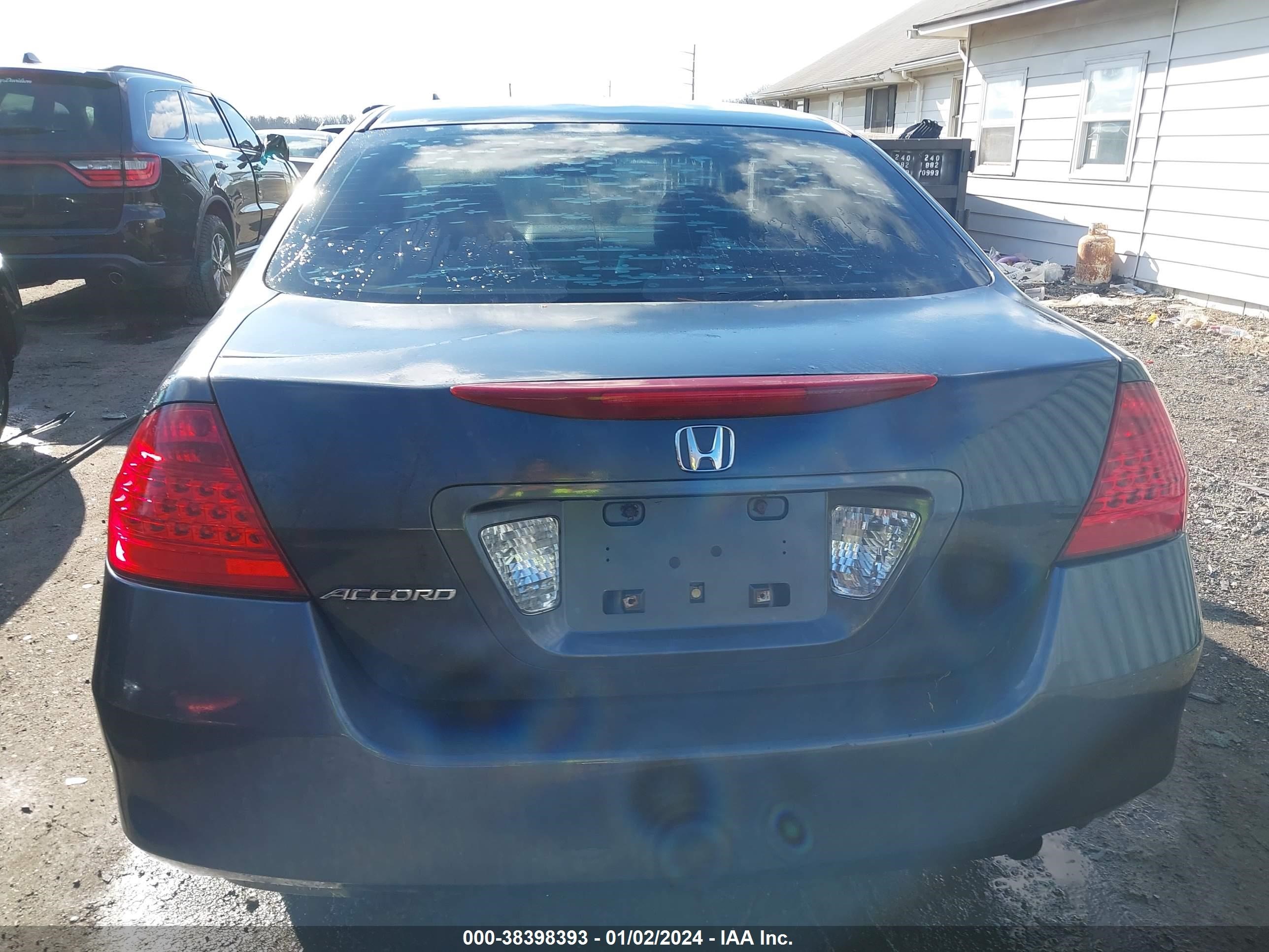 Photo 15 VIN: 1HGCM56466A075850 - HONDA ACCORD 