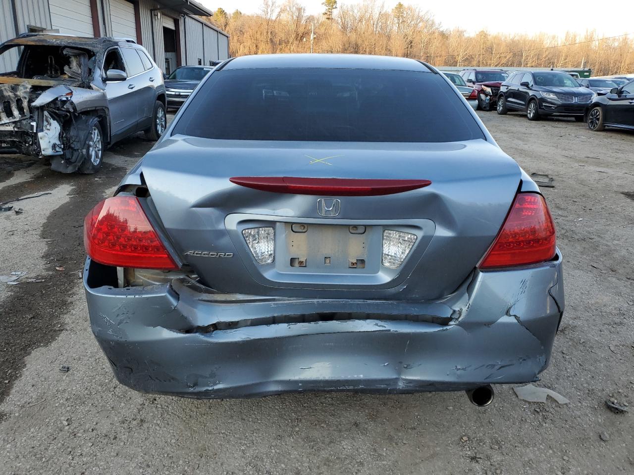 Photo 5 VIN: 1HGCM56467A085957 - HONDA ACCORD 