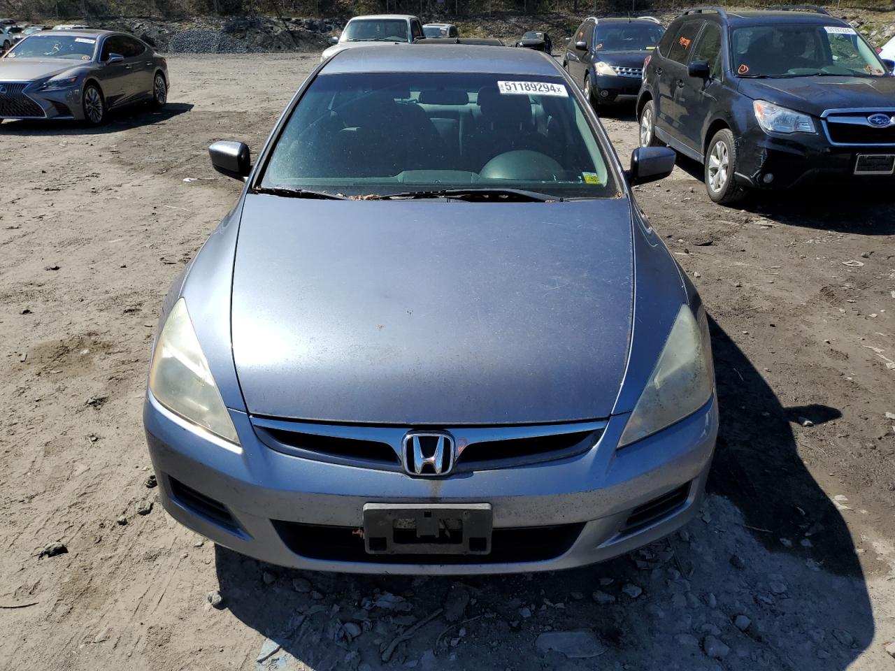 Photo 4 VIN: 1HGCM56467A104989 - HONDA ACCORD 