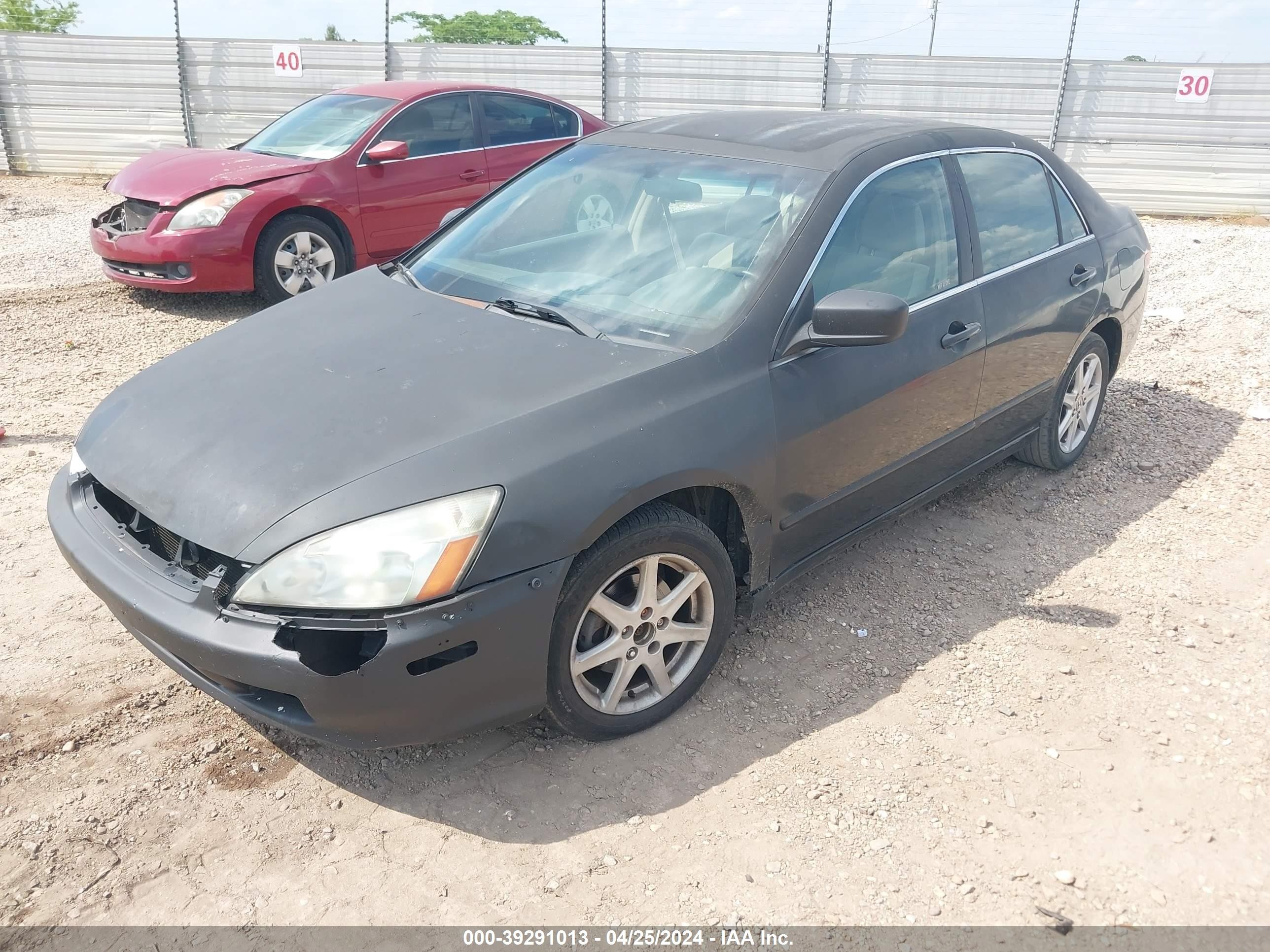 Photo 1 VIN: 1HGCM56474A108822 - HONDA ACCORD 