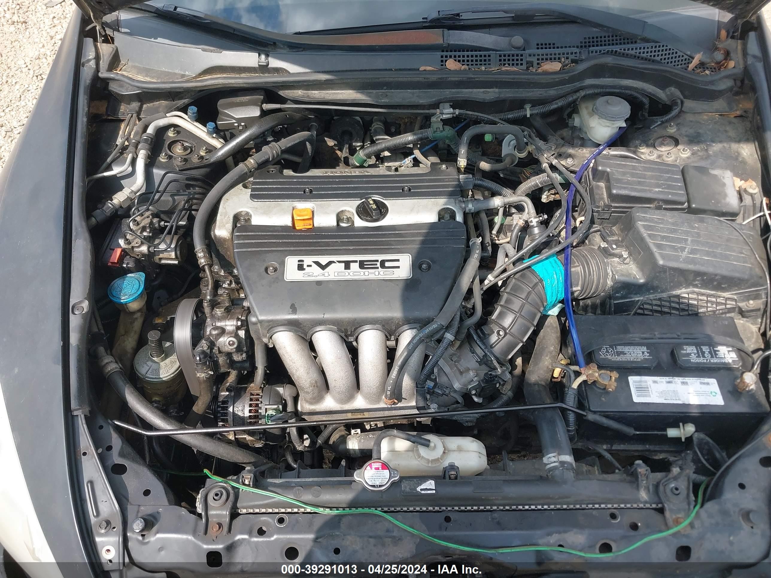 Photo 9 VIN: 1HGCM56474A108822 - HONDA ACCORD 