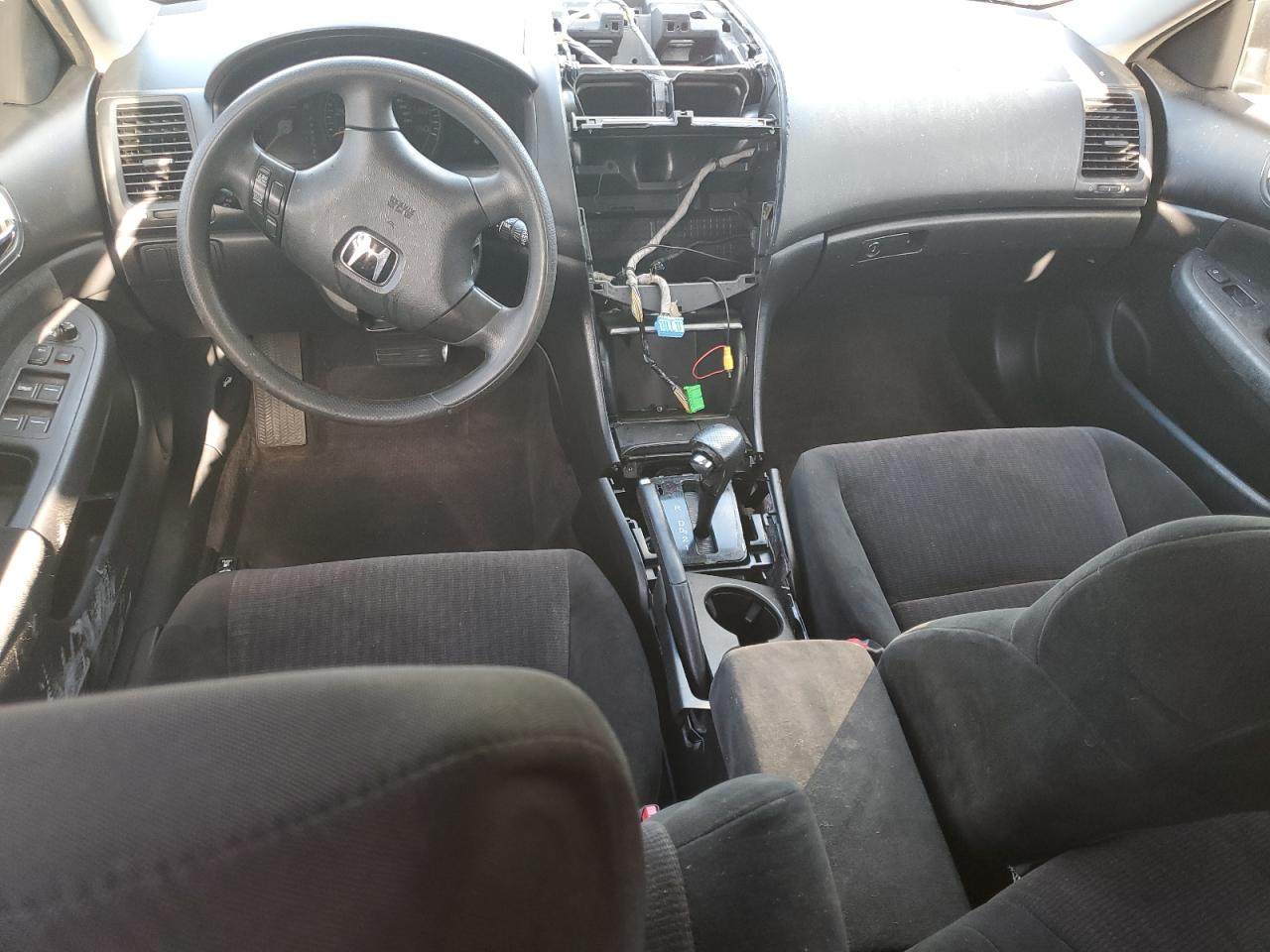 Photo 7 VIN: 1HGCM56474A162718 - HONDA ACCORD 