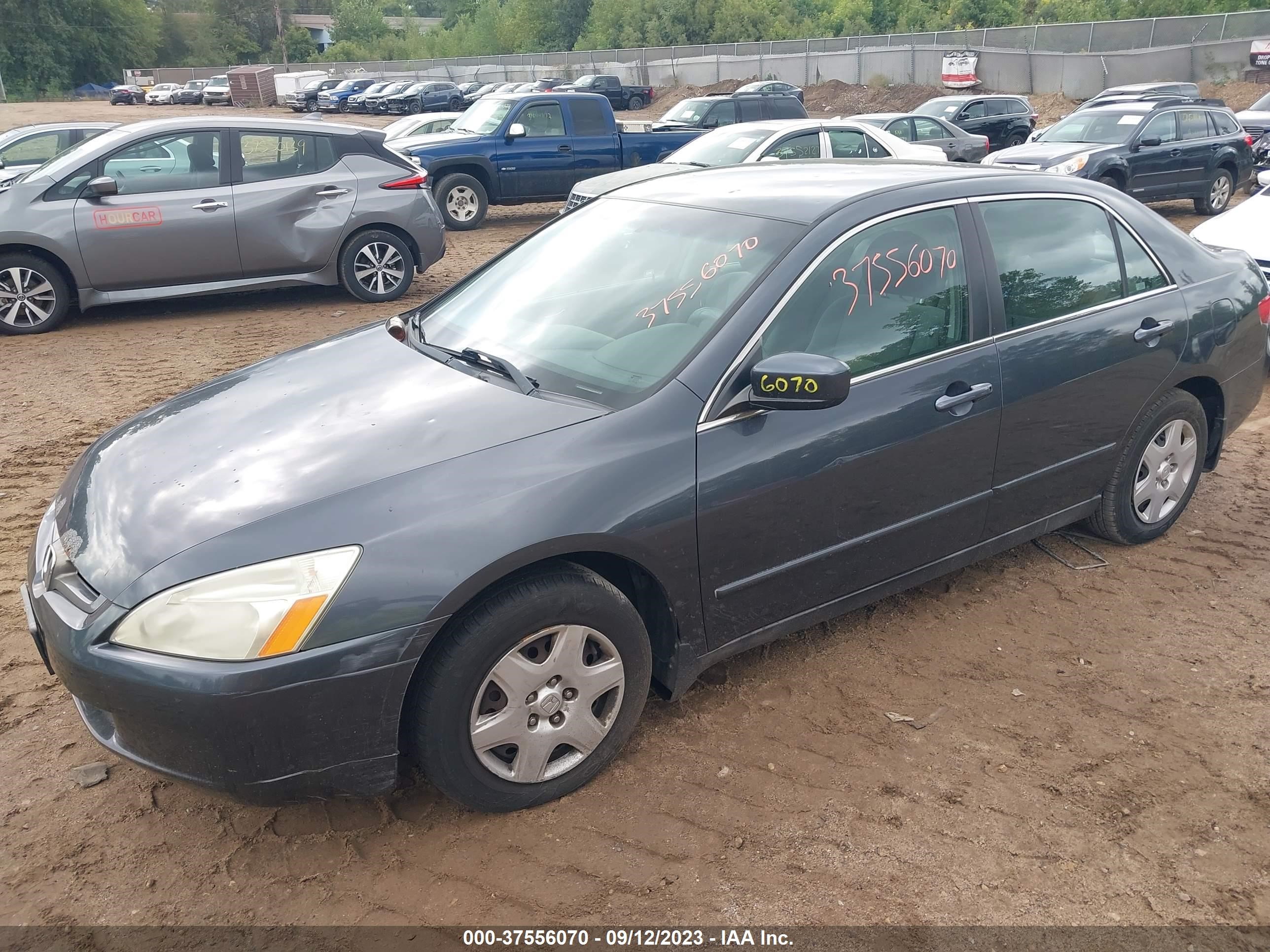 Photo 1 VIN: 1HGCM56475A032794 - HONDA ACCORD 