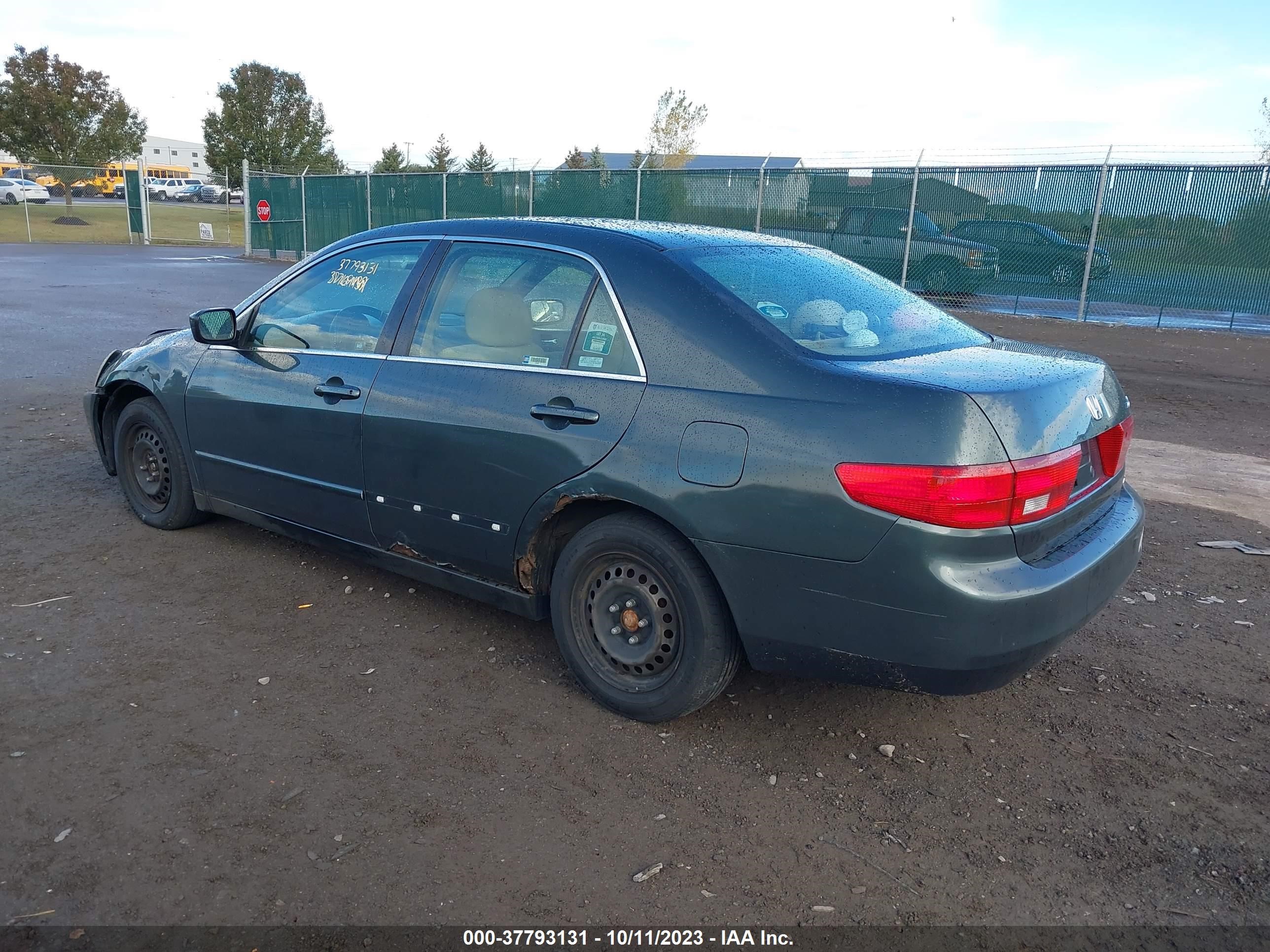 Photo 2 VIN: 1HGCM56475A044198 - HONDA ACCORD 