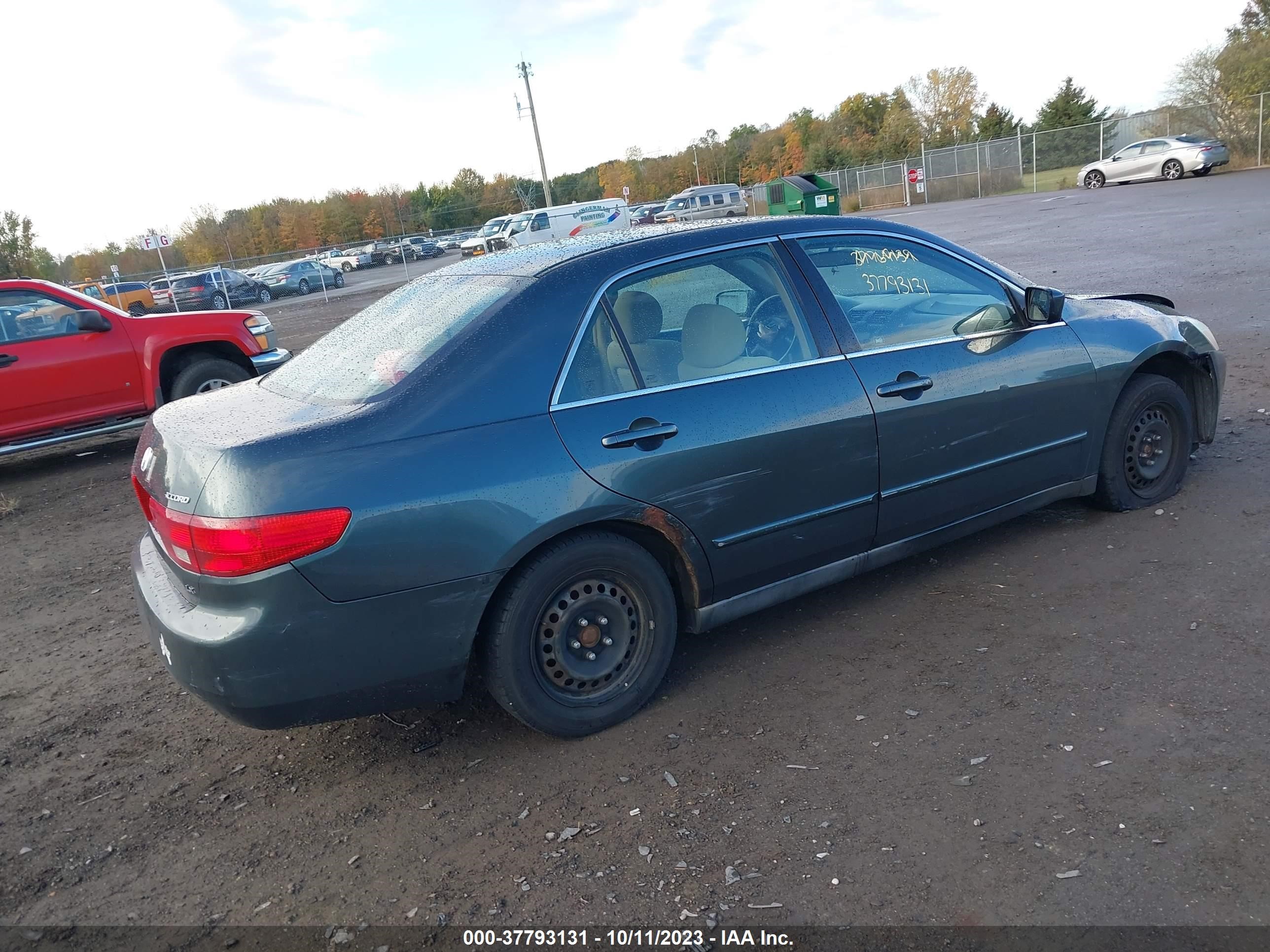 Photo 3 VIN: 1HGCM56475A044198 - HONDA ACCORD 