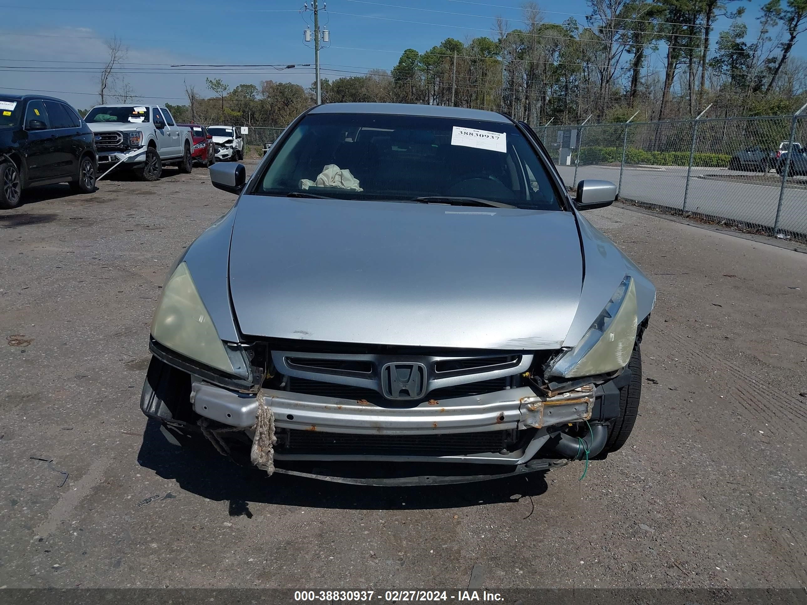 Photo 5 VIN: 1HGCM56475A097547 - HONDA ACCORD 