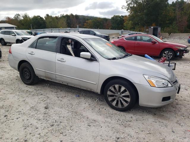 Photo 3 VIN: 1HGCM56477A171052 - HONDA ACCORD LX 