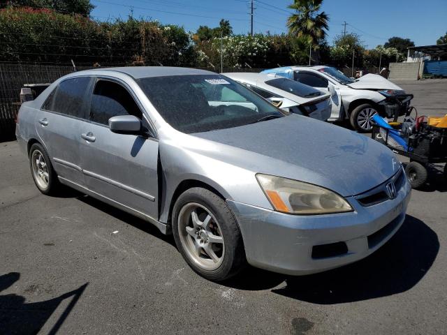 Photo 3 VIN: 1HGCM56487A011844 - HONDA ACCORD LX 