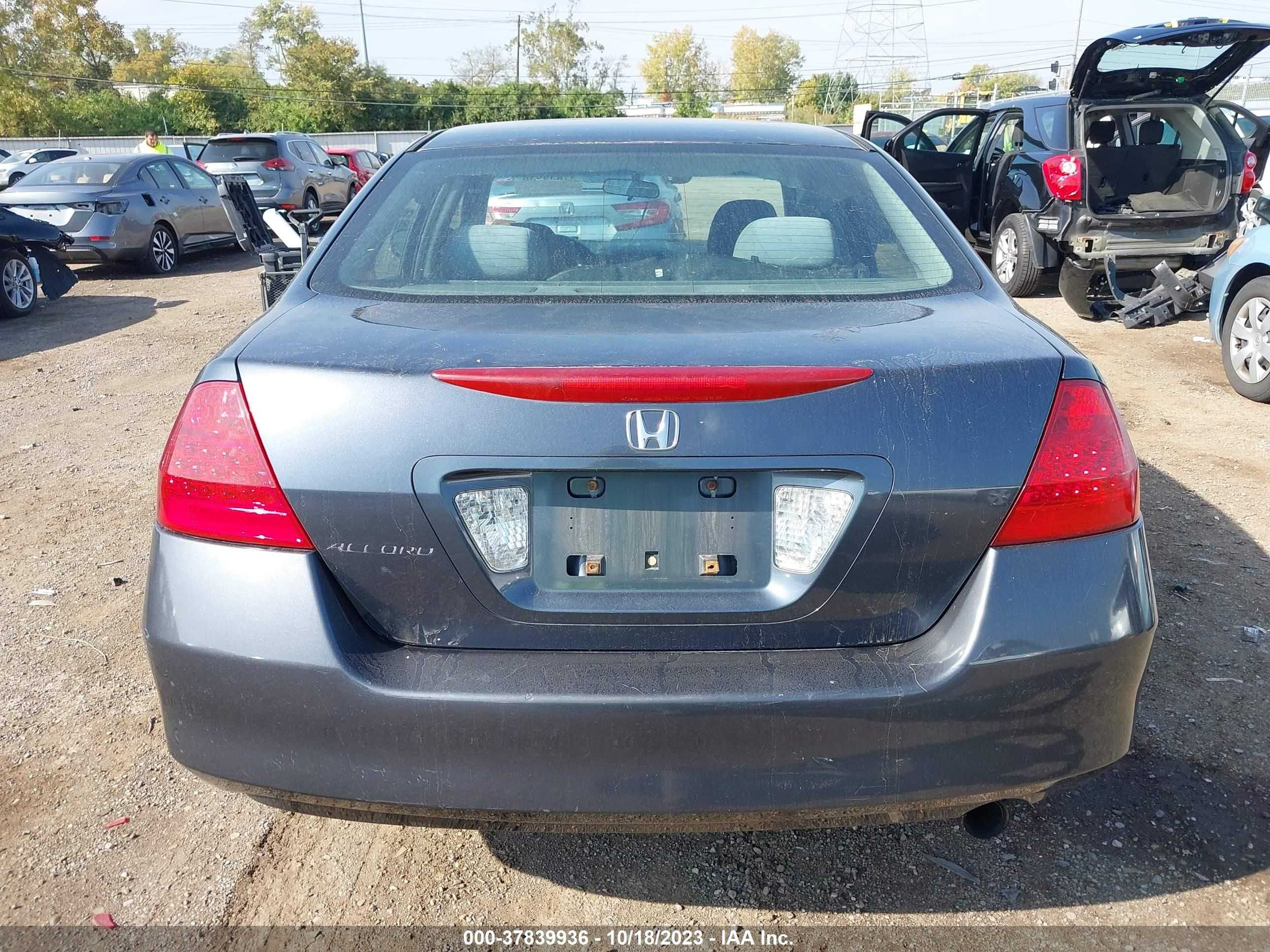 Photo 14 VIN: 1HGCM56487A109837 - HONDA ACCORD 