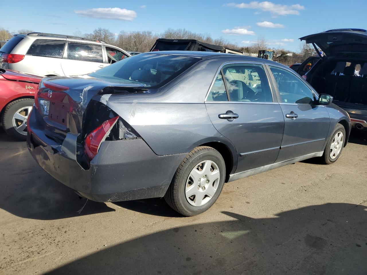 Photo 2 VIN: 1HGCM56487A164983 - HONDA ACCORD 